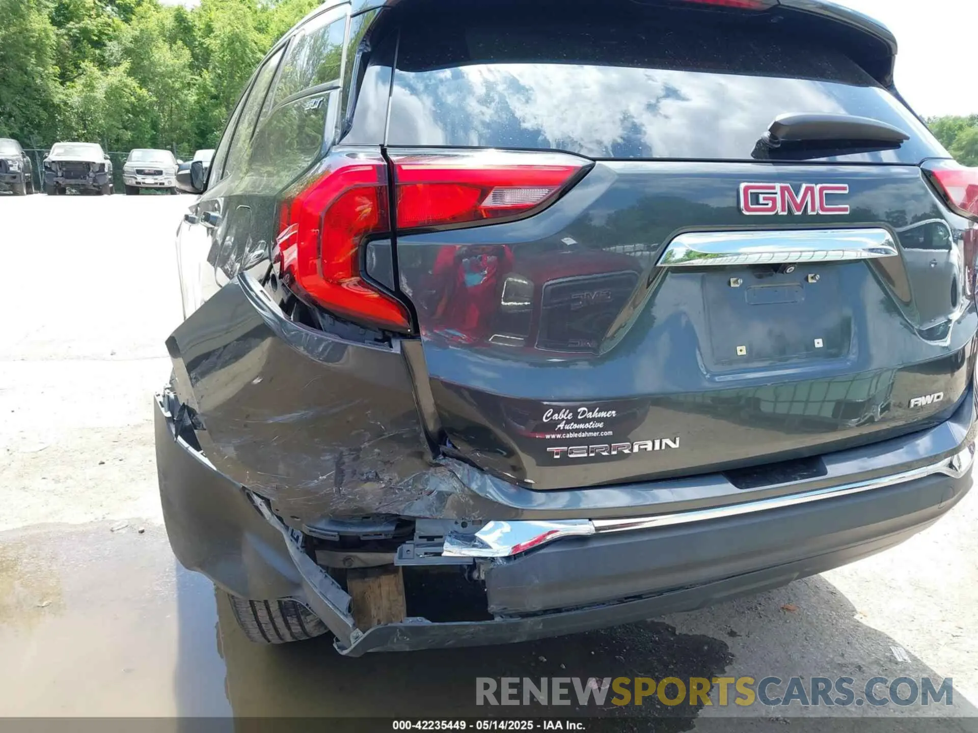 17 Photograph of a damaged car 3GKALVEV2LL118589 GMC TERRAIN 2020