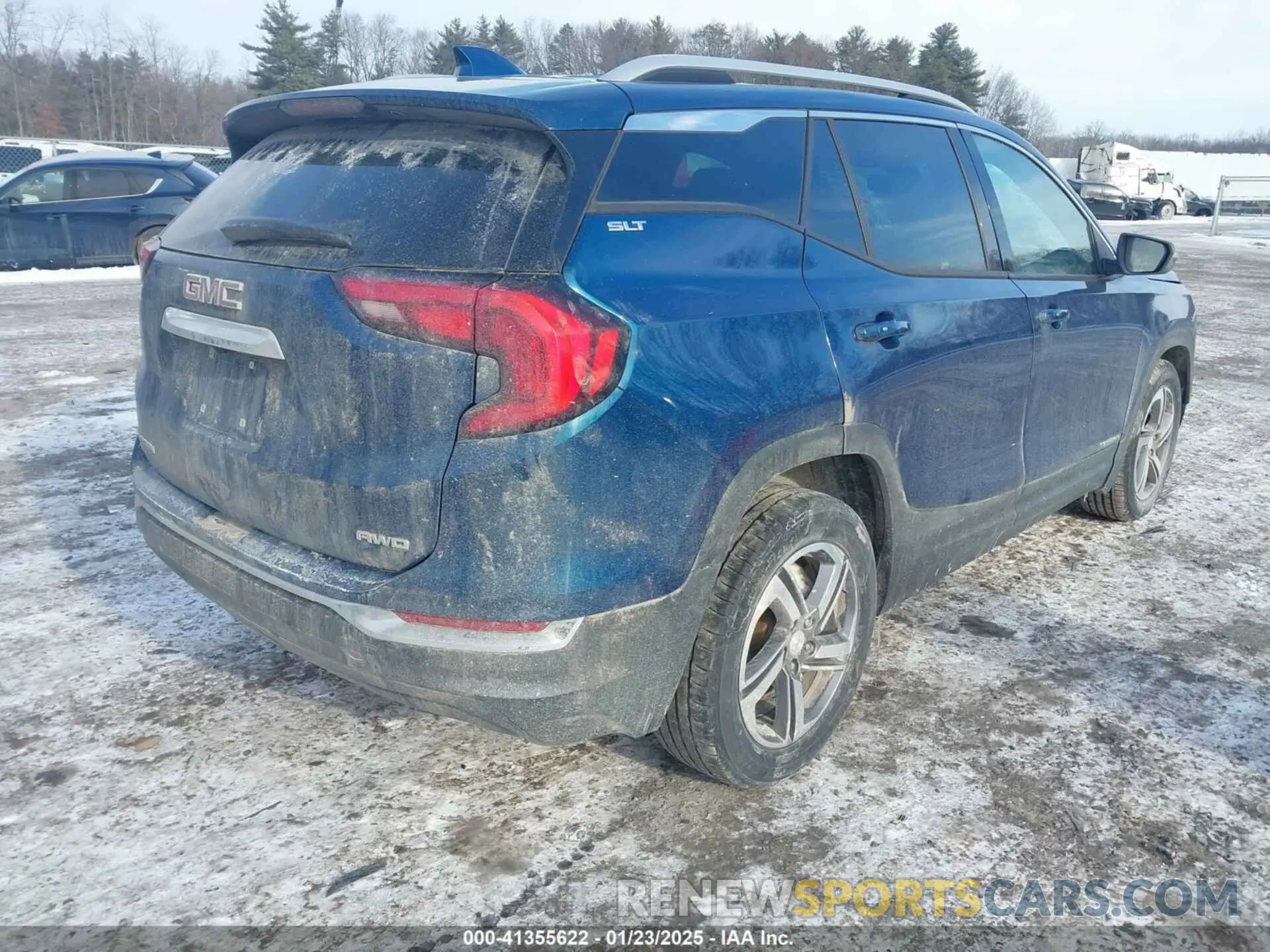 4 Photograph of a damaged car 3GKALVEV4LL252018 GMC TERRAIN 2020