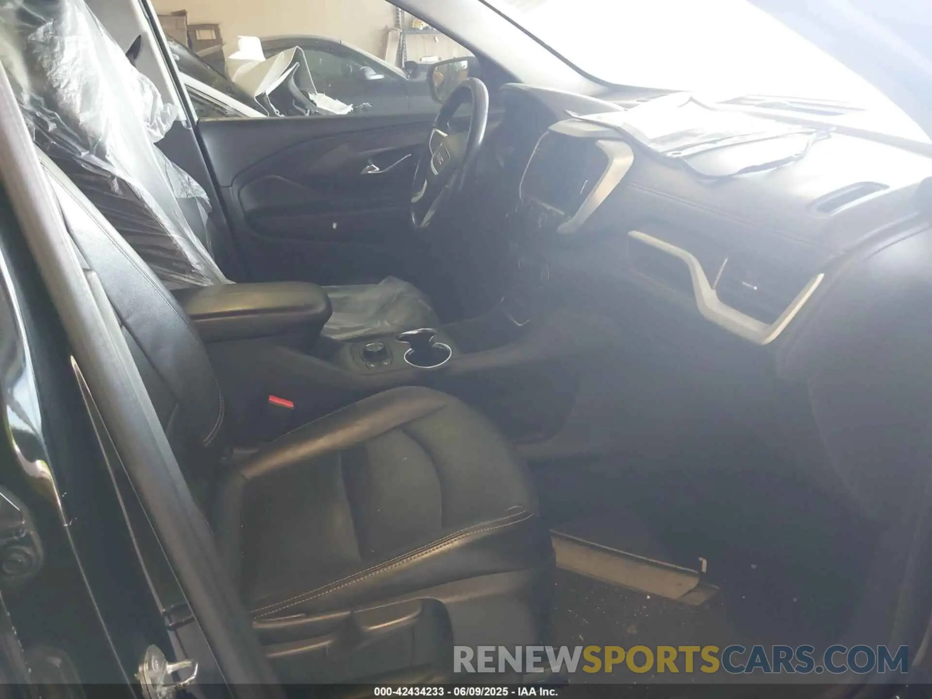 5 Фотография поврежденного автомобиля 3GKALVEV5LL133068 GMC TERRAIN 2020