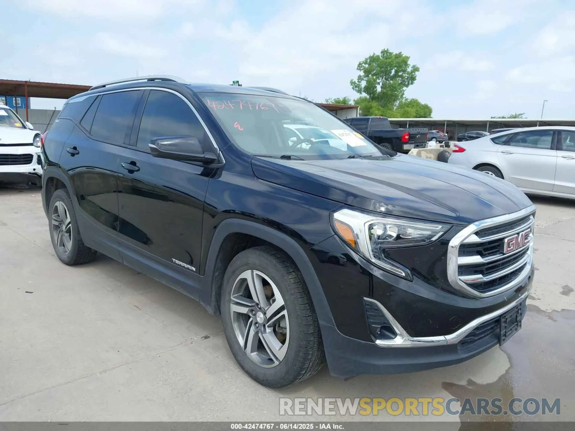 1 Фотография поврежденного автомобиля 3GKALVEV5LL175756 GMC TERRAIN 2020