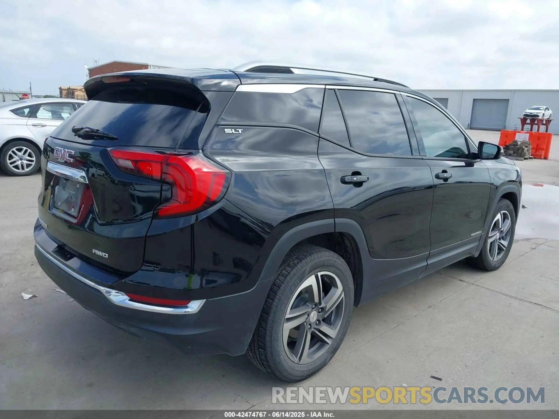 4 Фотография поврежденного автомобиля 3GKALVEV5LL175756 GMC TERRAIN 2020