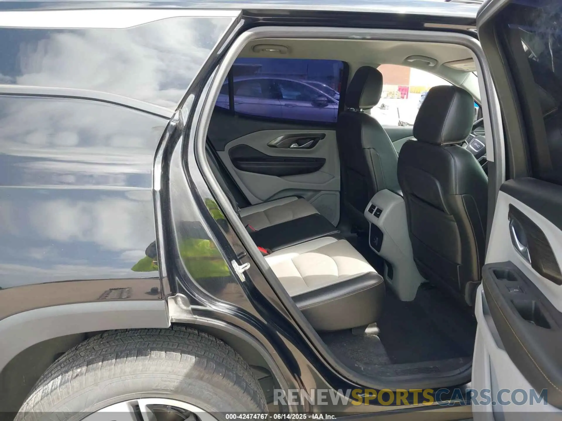 8 Фотография поврежденного автомобиля 3GKALVEV5LL175756 GMC TERRAIN 2020