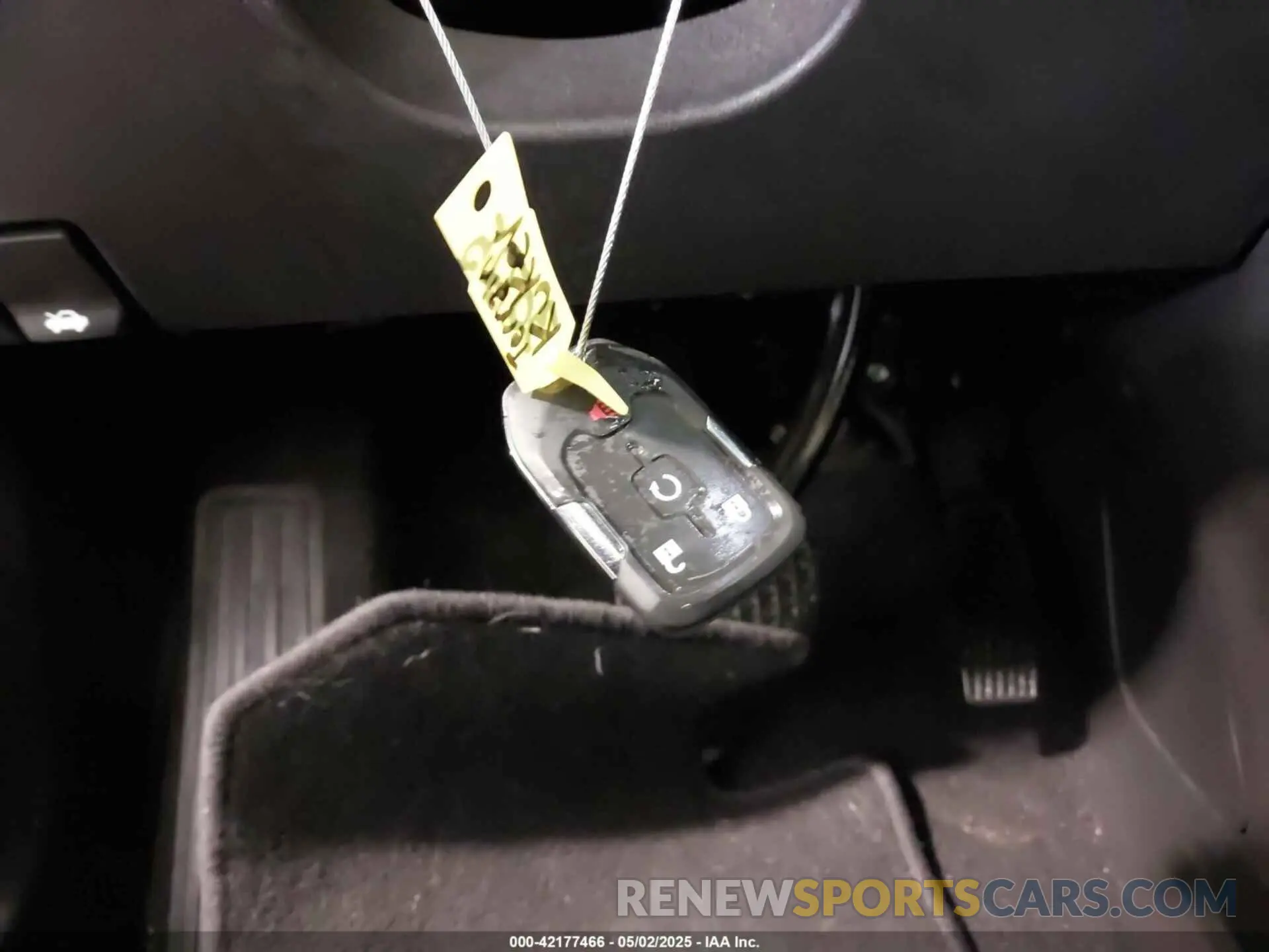 11 Photograph of a damaged car 3GKALVEV5LL236894 GMC TERRAIN 2020