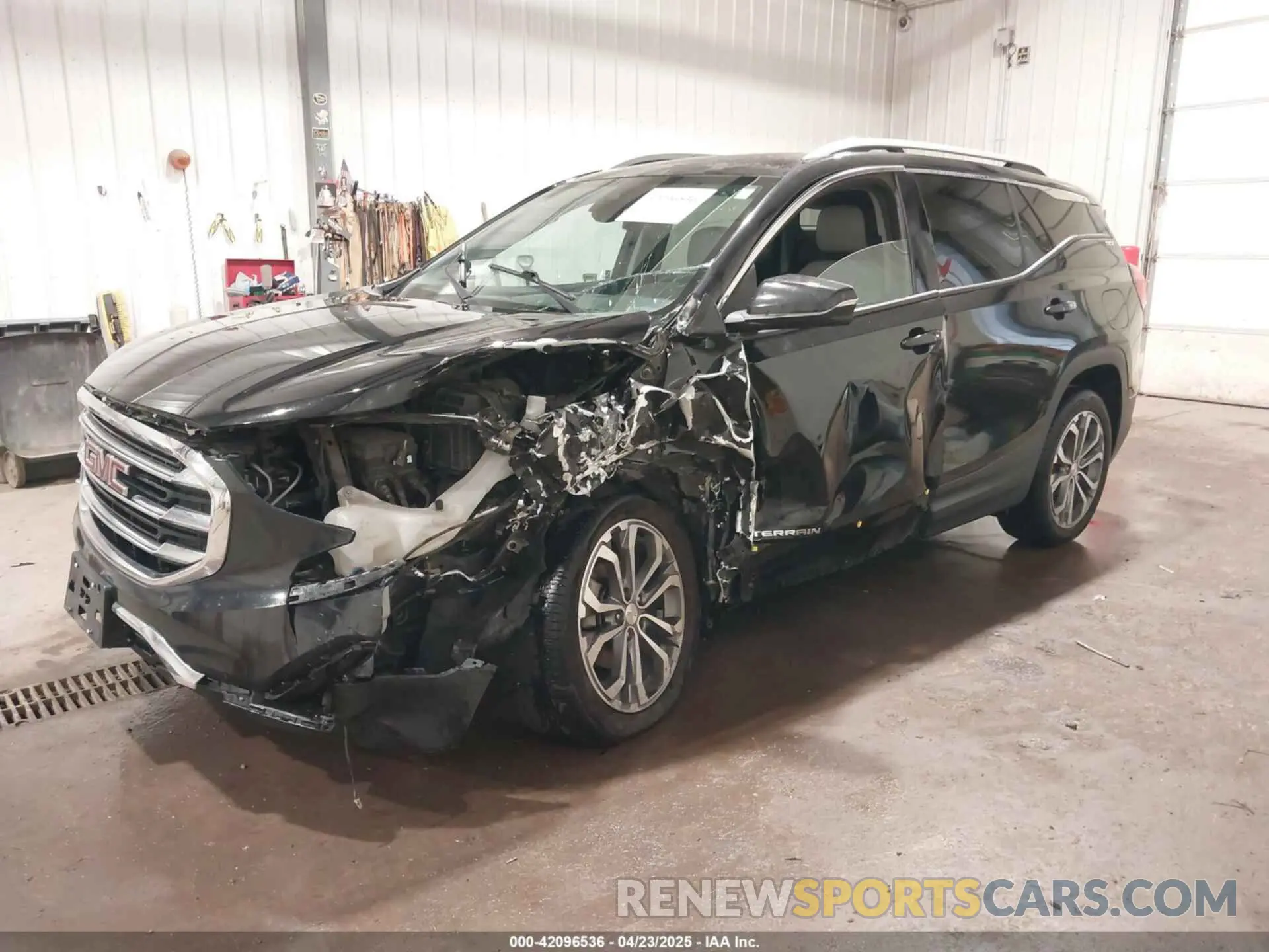 2 Photograph of a damaged car 3GKALVEV7LL248240 GMC TERRAIN 2020
