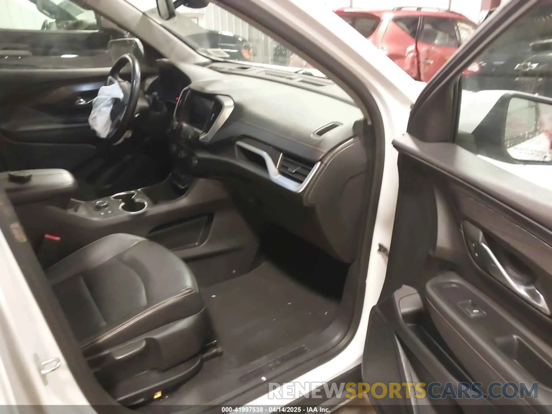 5 Photograph of a damaged car 3GKALVEV7LL322627 GMC TERRAIN 2020