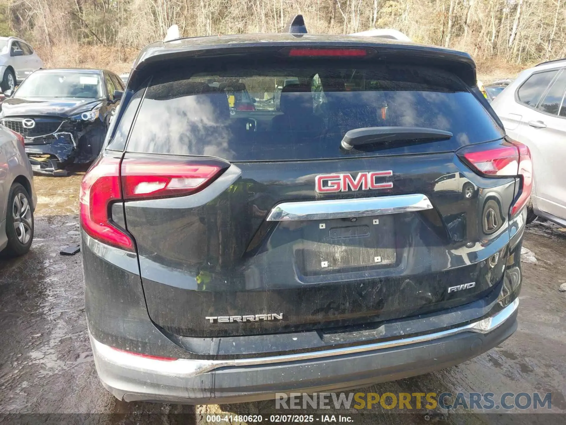 17 Photograph of a damaged car 3GKALVEV8LL102204 GMC TERRAIN 2020