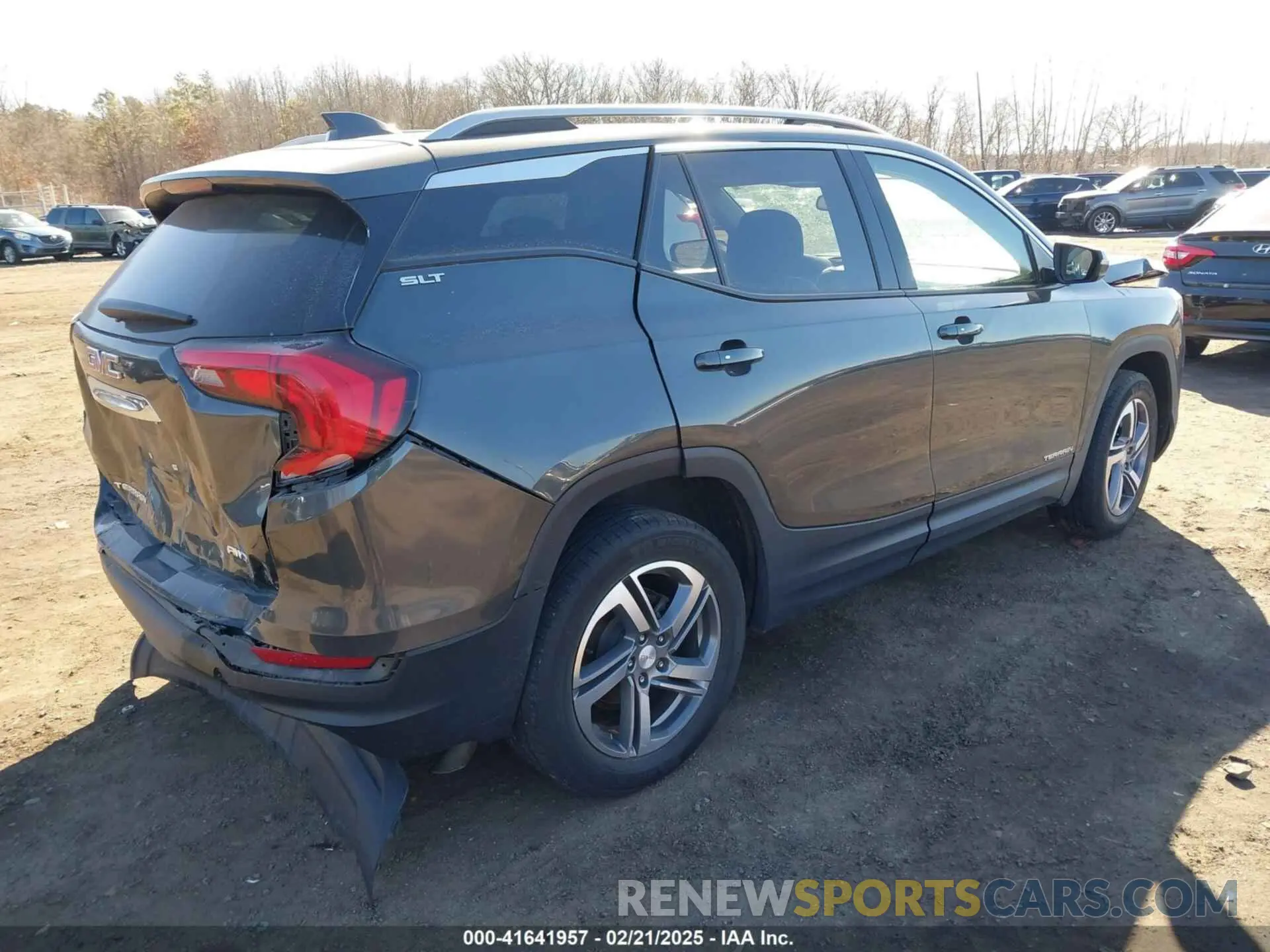4 Photograph of a damaged car 3GKALVEV8LL243418 GMC TERRAIN 2020