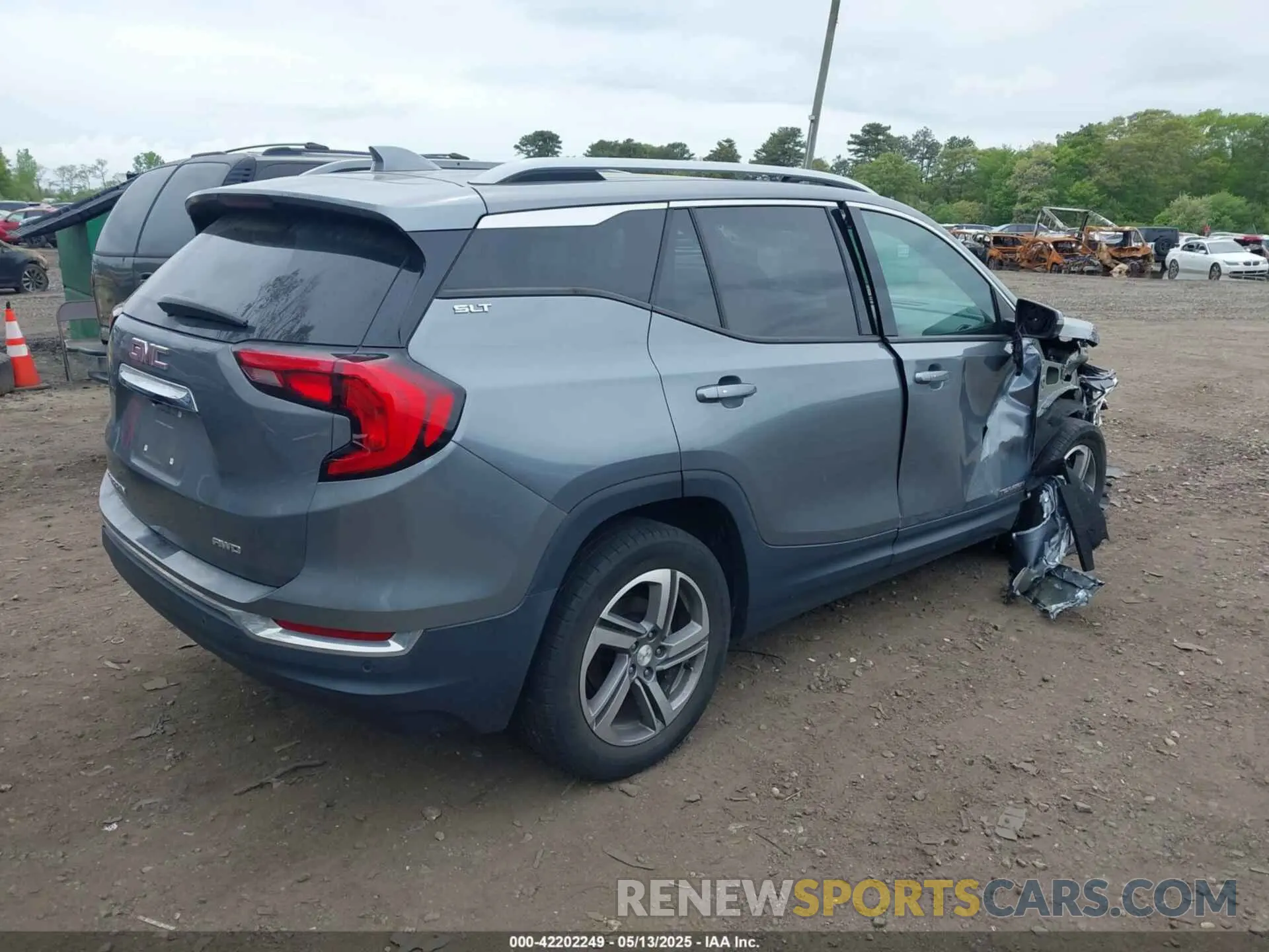 4 Фотография поврежденного автомобиля 3GKALVEV9LL274886 GMC TERRAIN 2020