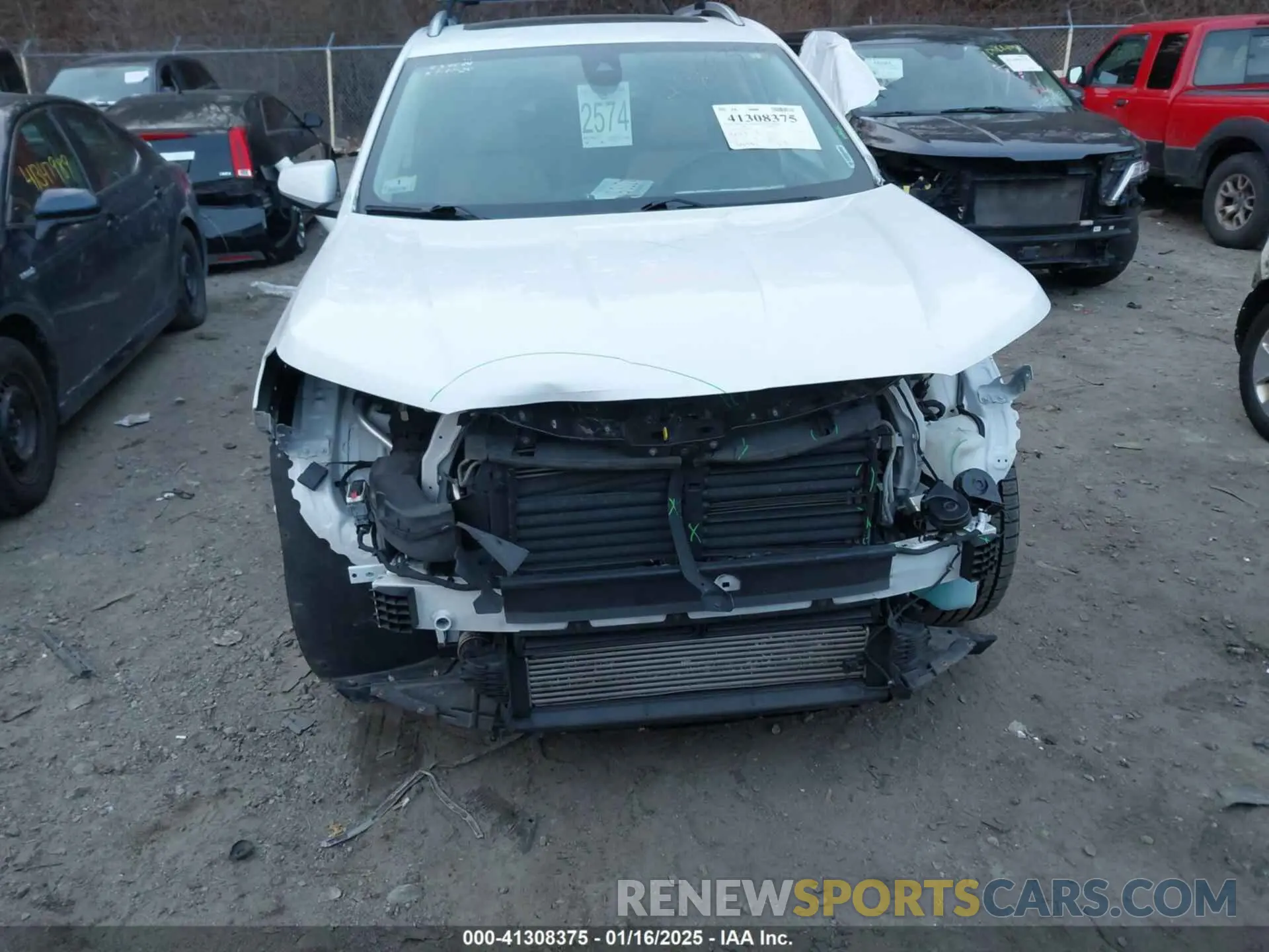 13 Photograph of a damaged car 3GKALVEX3LL158939 GMC TERRAIN 2020