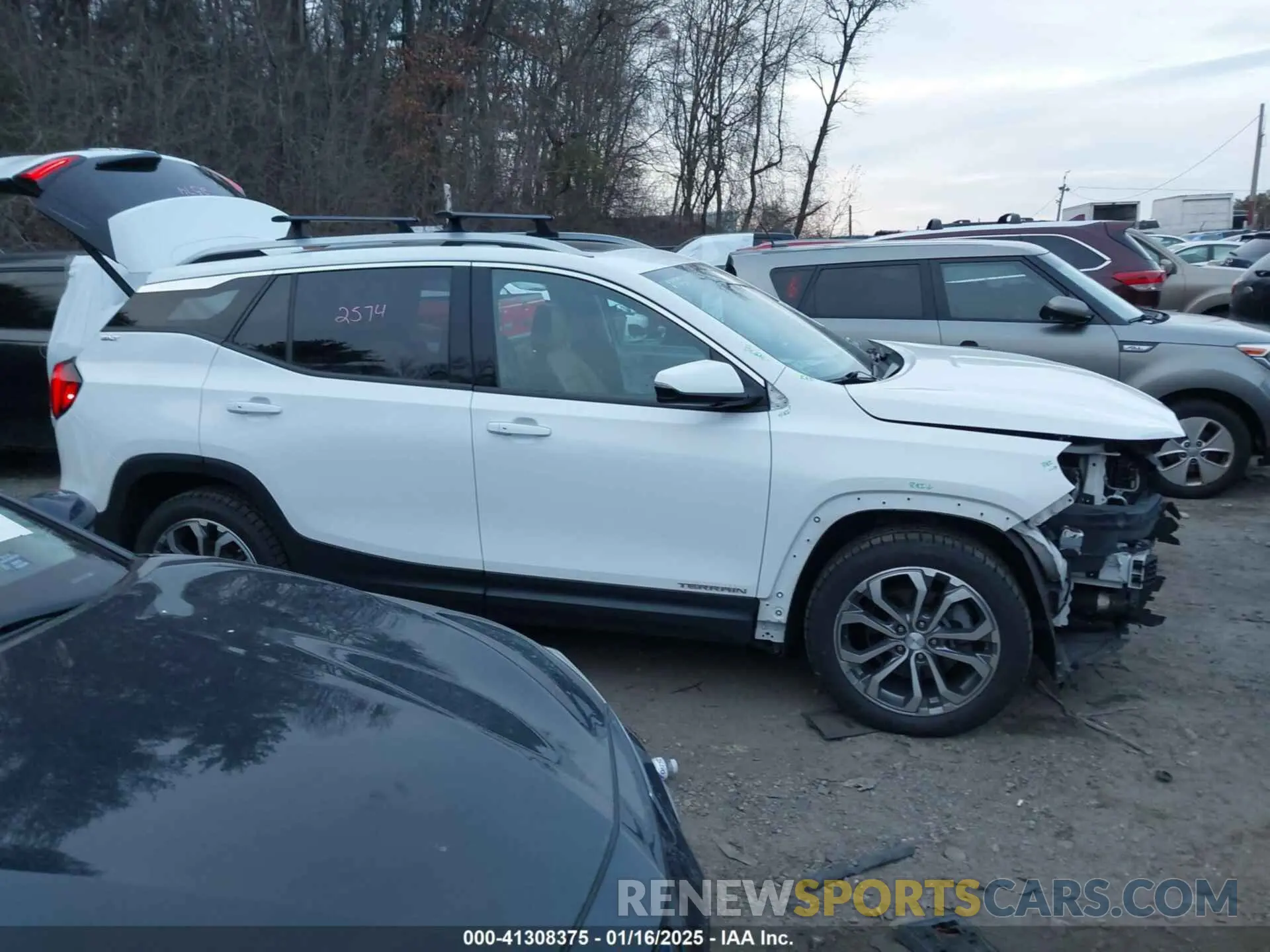 14 Photograph of a damaged car 3GKALVEX3LL158939 GMC TERRAIN 2020