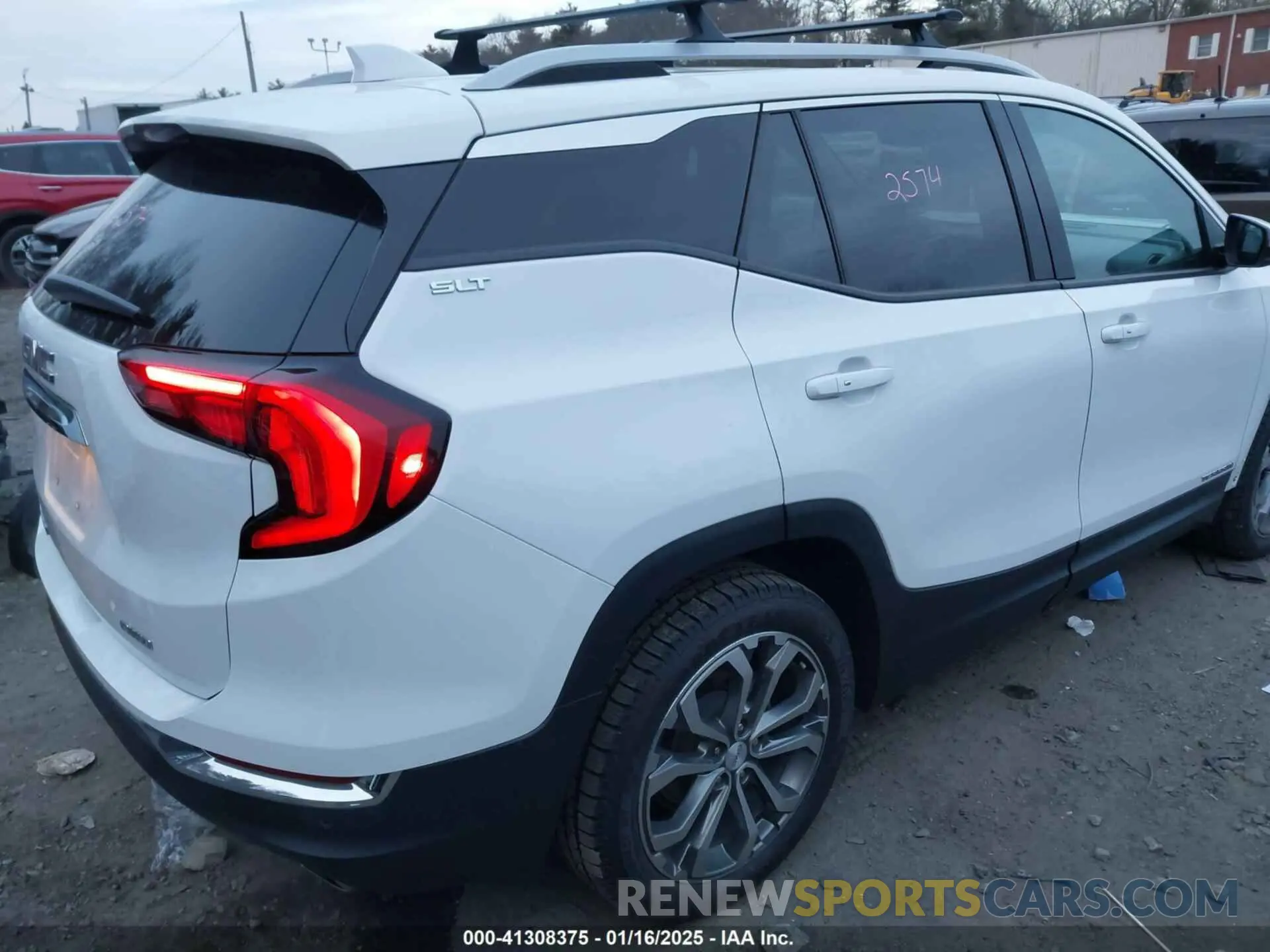 4 Photograph of a damaged car 3GKALVEX3LL158939 GMC TERRAIN 2020