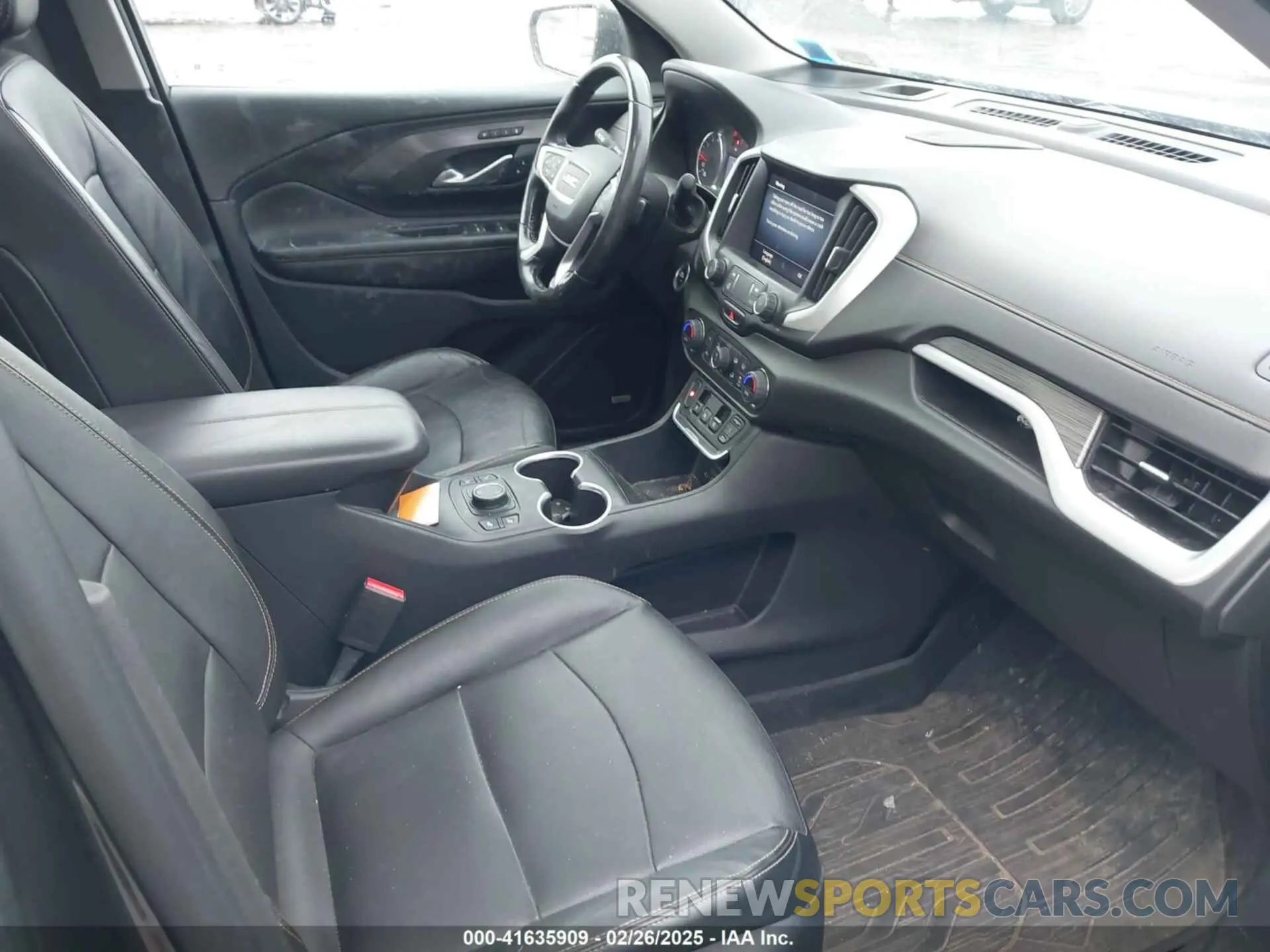 5 Photograph of a damaged car 3GKALVEX8LL250239 GMC TERRAIN 2020