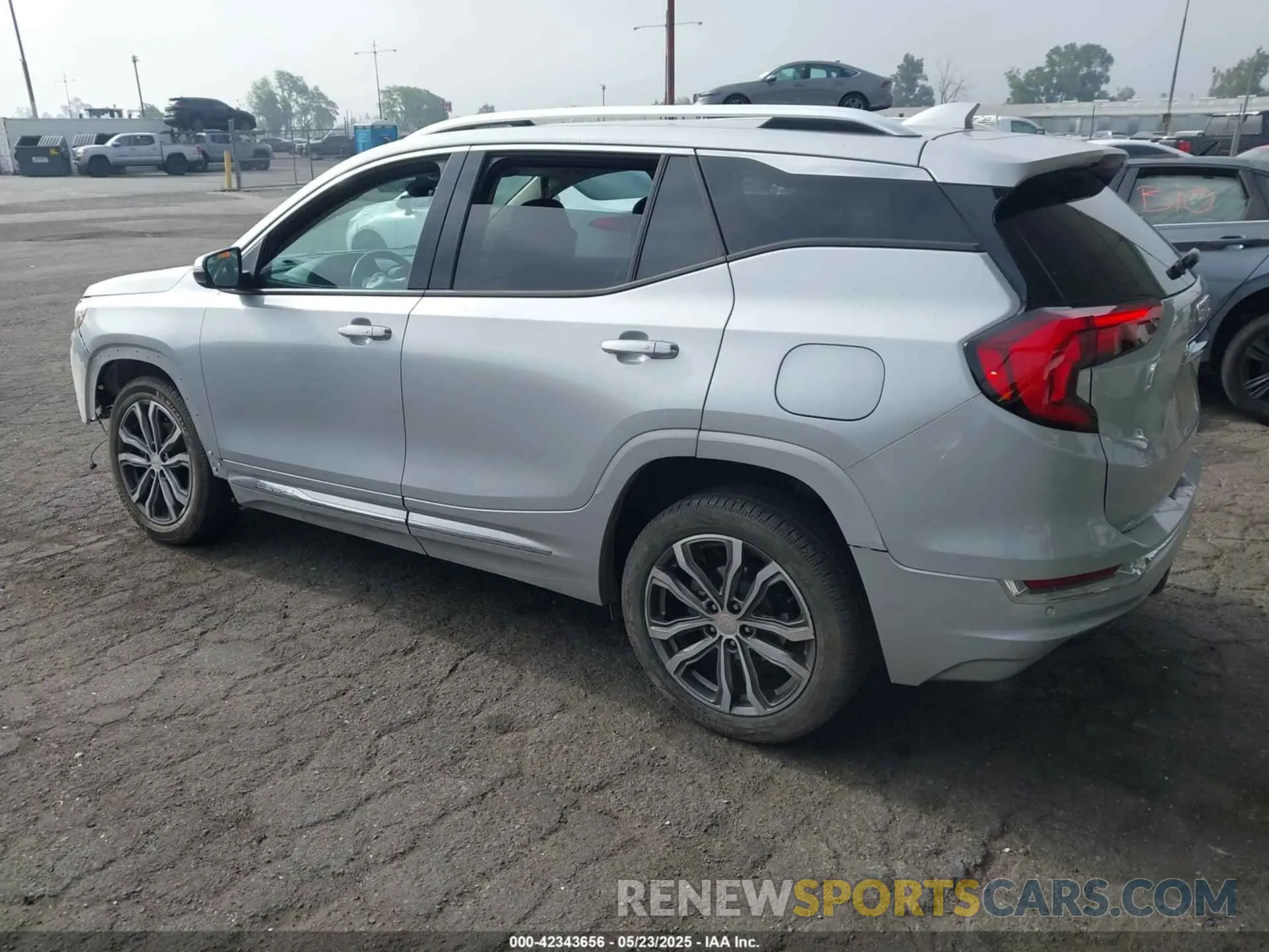 3 Фотография поврежденного автомобиля 3GKALXEX0LL294117 GMC TERRAIN 2020