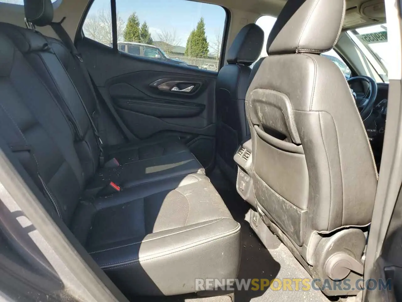 11 Photograph of a damaged car 3GKALXEX3LL105993 GMC TERRAIN 2020