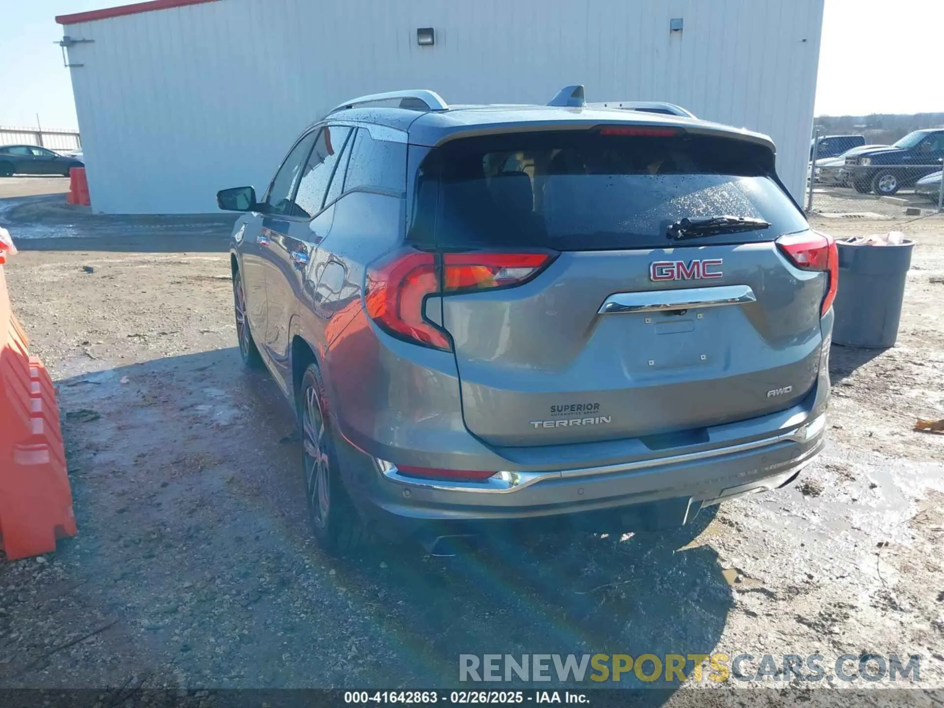 3 Photograph of a damaged car 3GKALXEX5LL141216 GMC TERRAIN 2020