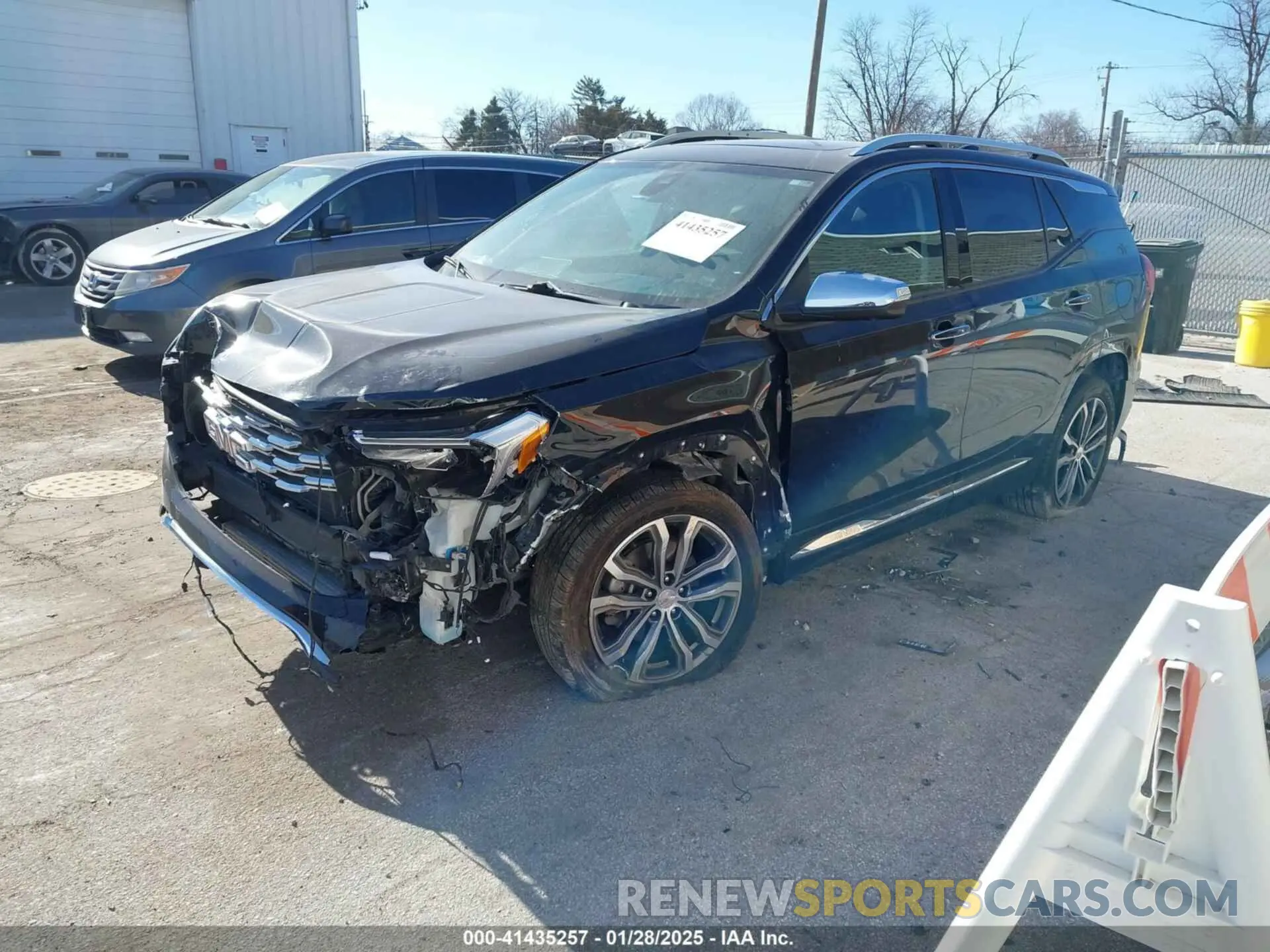 2 Фотография поврежденного автомобиля 3GKALXEXXLL142250 GMC TERRAIN 2020