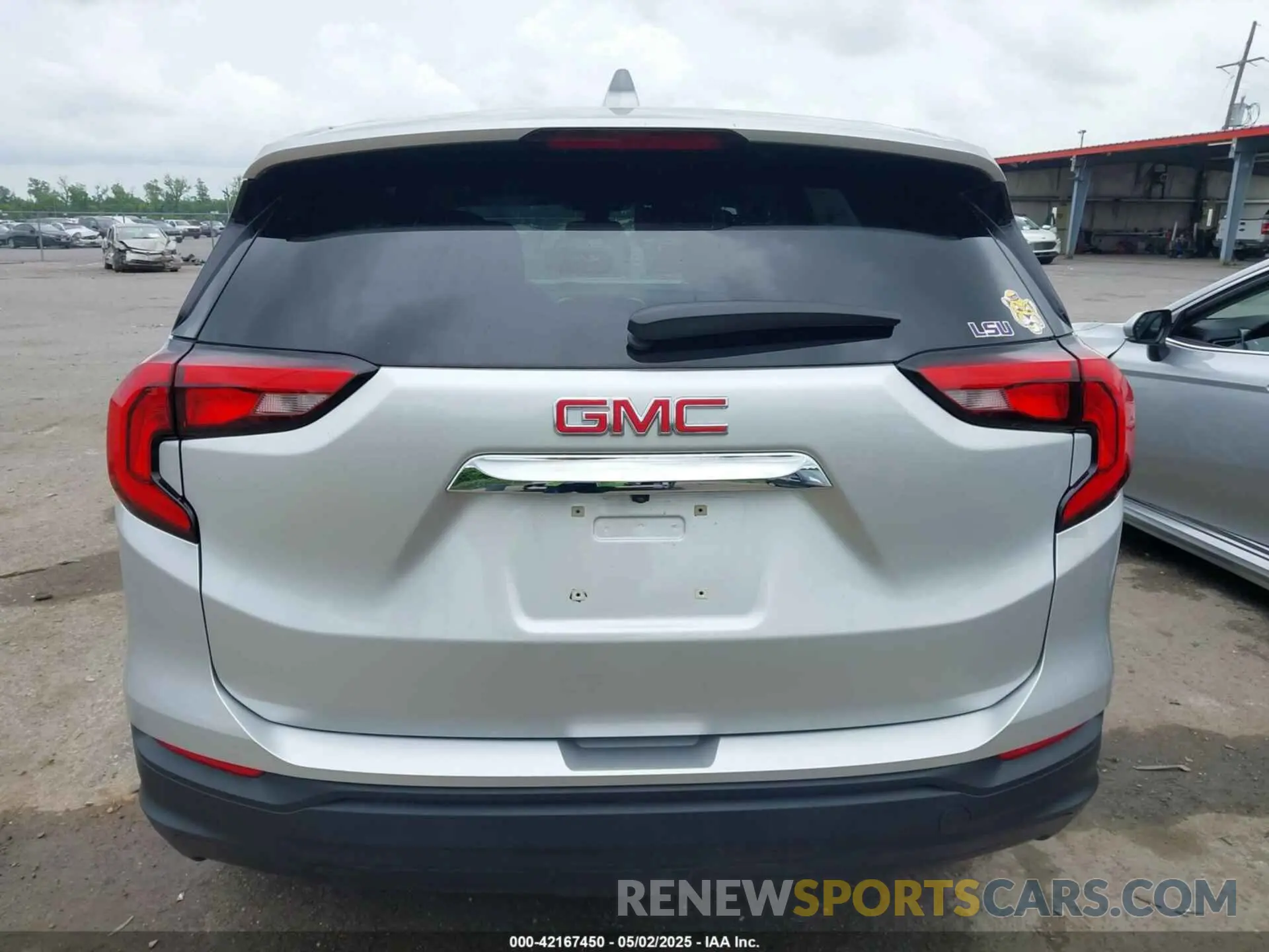 16 Photograph of a damaged car 3GKALMEV2ML363310 GMC TERRAIN 2021