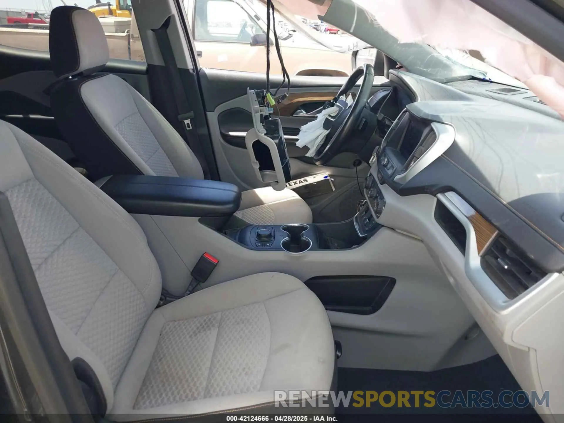 5 Фотография поврежденного автомобиля 3GKALMEV2ML384884 GMC TERRAIN 2021