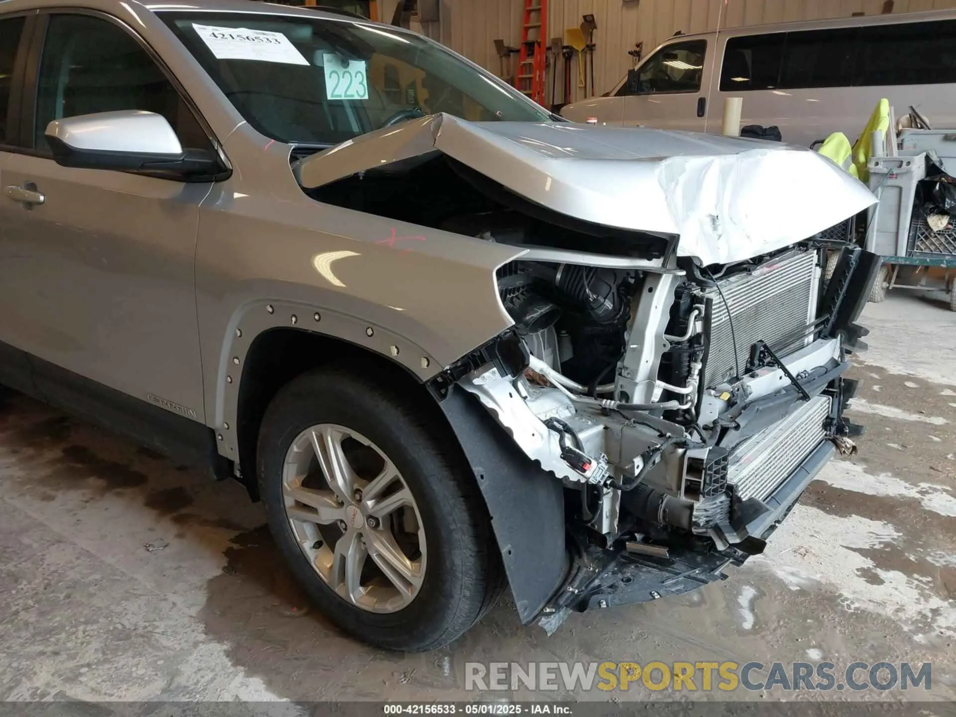 18 Photograph of a damaged car 3GKALMEV3ML400722 GMC TERRAIN 2021