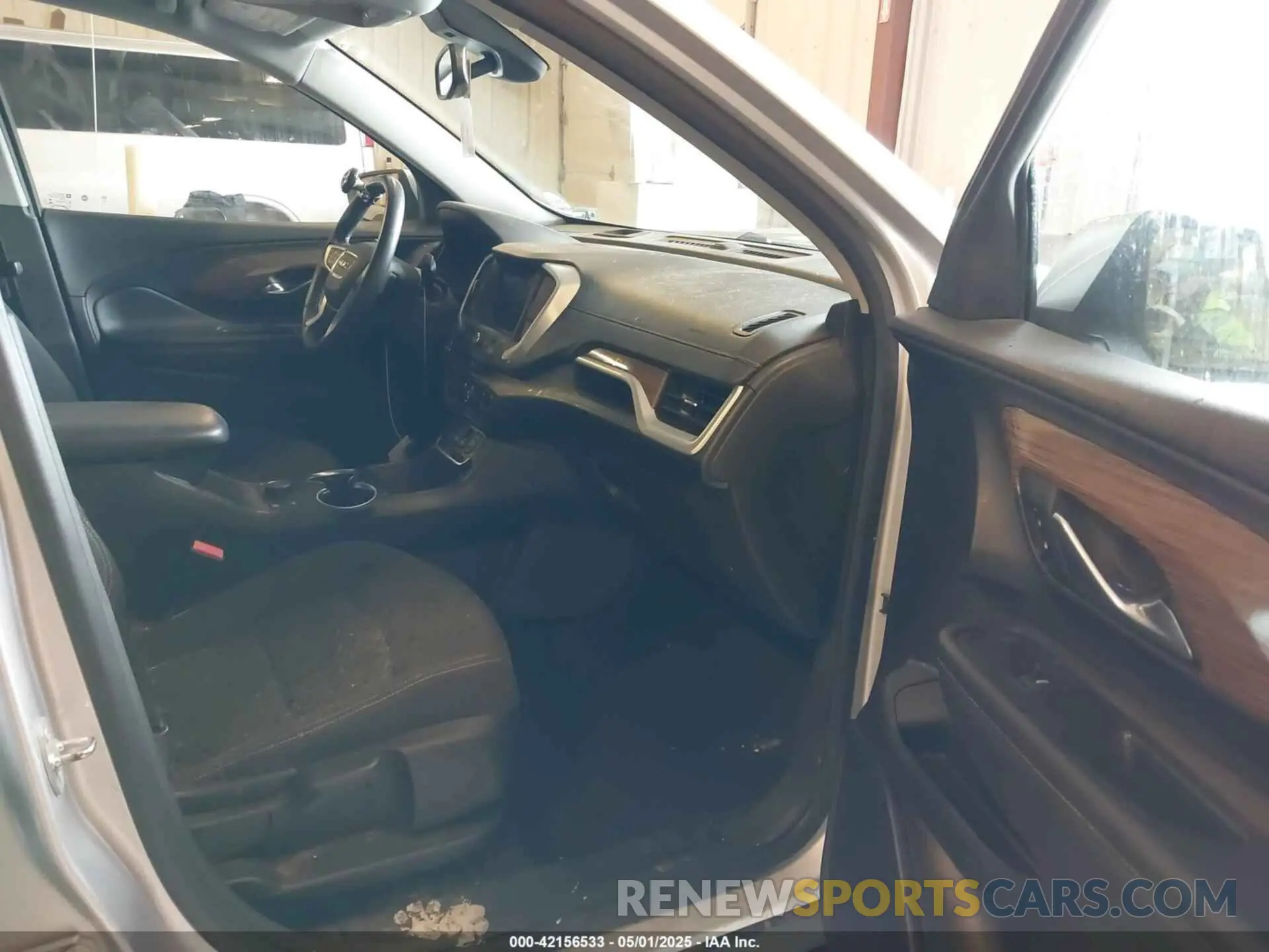 5 Photograph of a damaged car 3GKALMEV3ML400722 GMC TERRAIN 2021