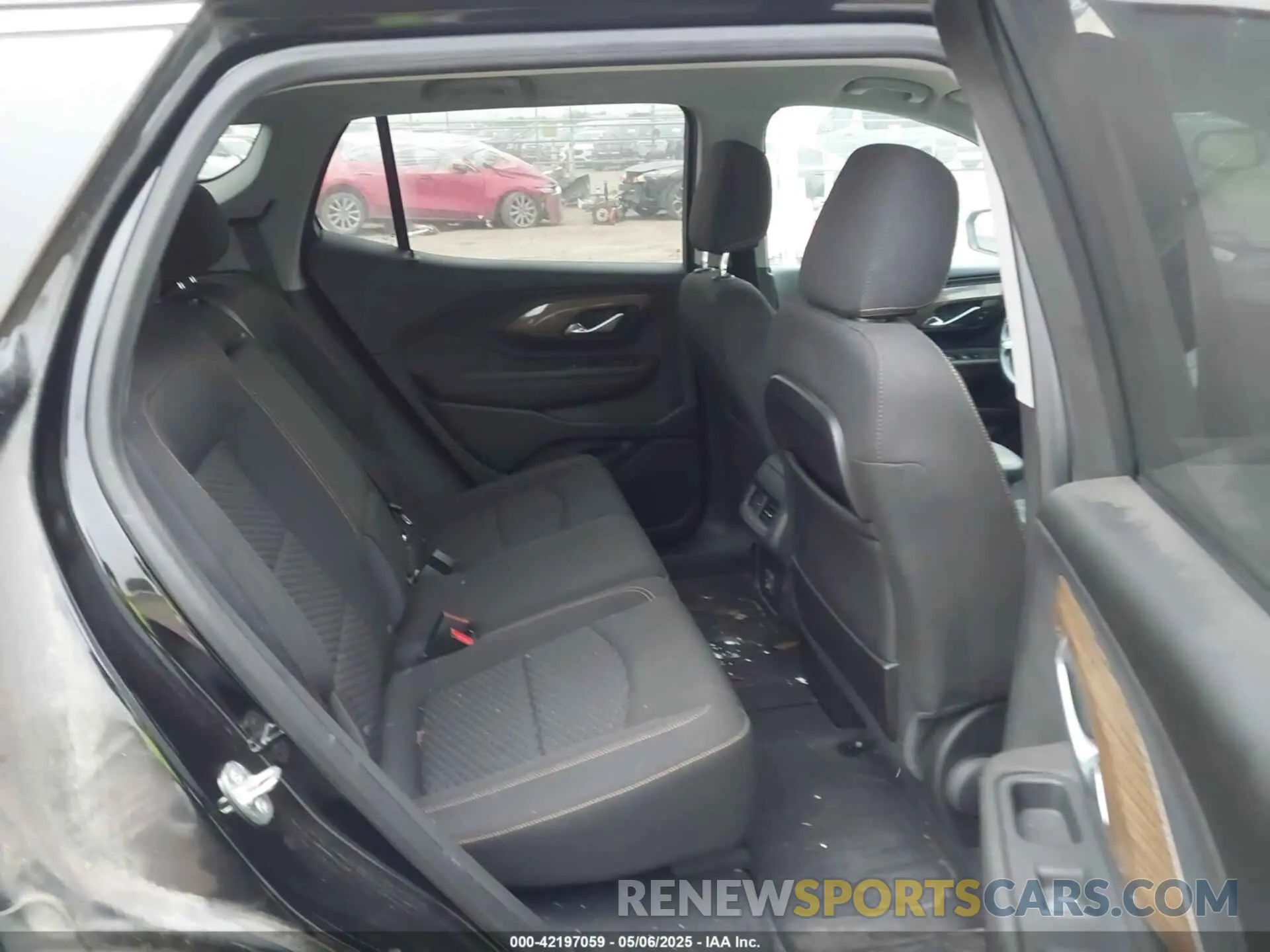 8 Photograph of a damaged car 3GKALMEV4ML339803 GMC TERRAIN 2021
