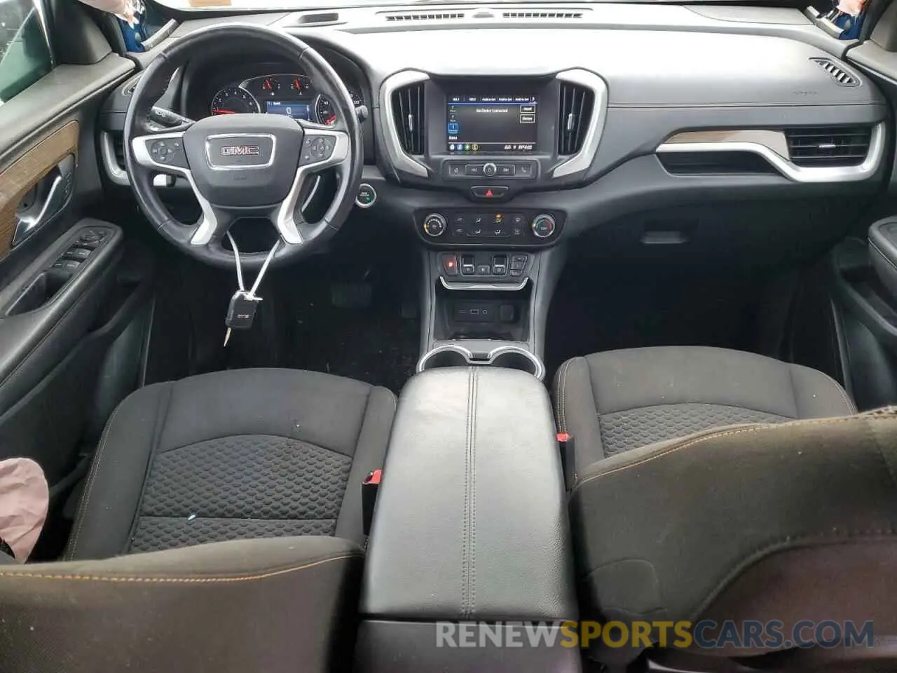 8 Photograph of a damaged car 3GKALMEV4ML367360 GMC TERRAIN 2021