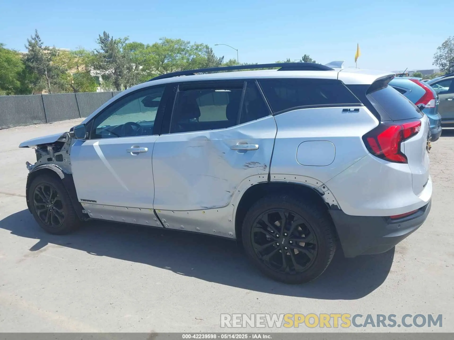 15 Фотография поврежденного автомобиля 3GKALMEV6ML342606 GMC TERRAIN 2021