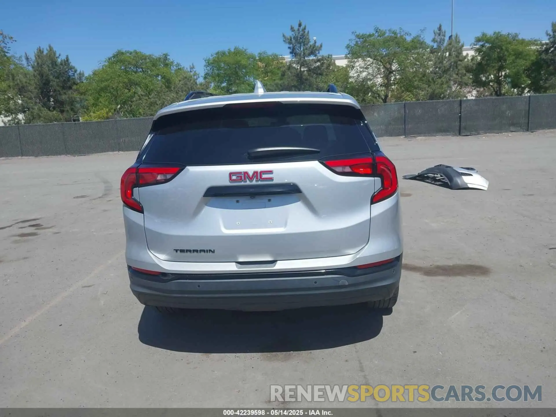 17 Фотография поврежденного автомобиля 3GKALMEV6ML342606 GMC TERRAIN 2021