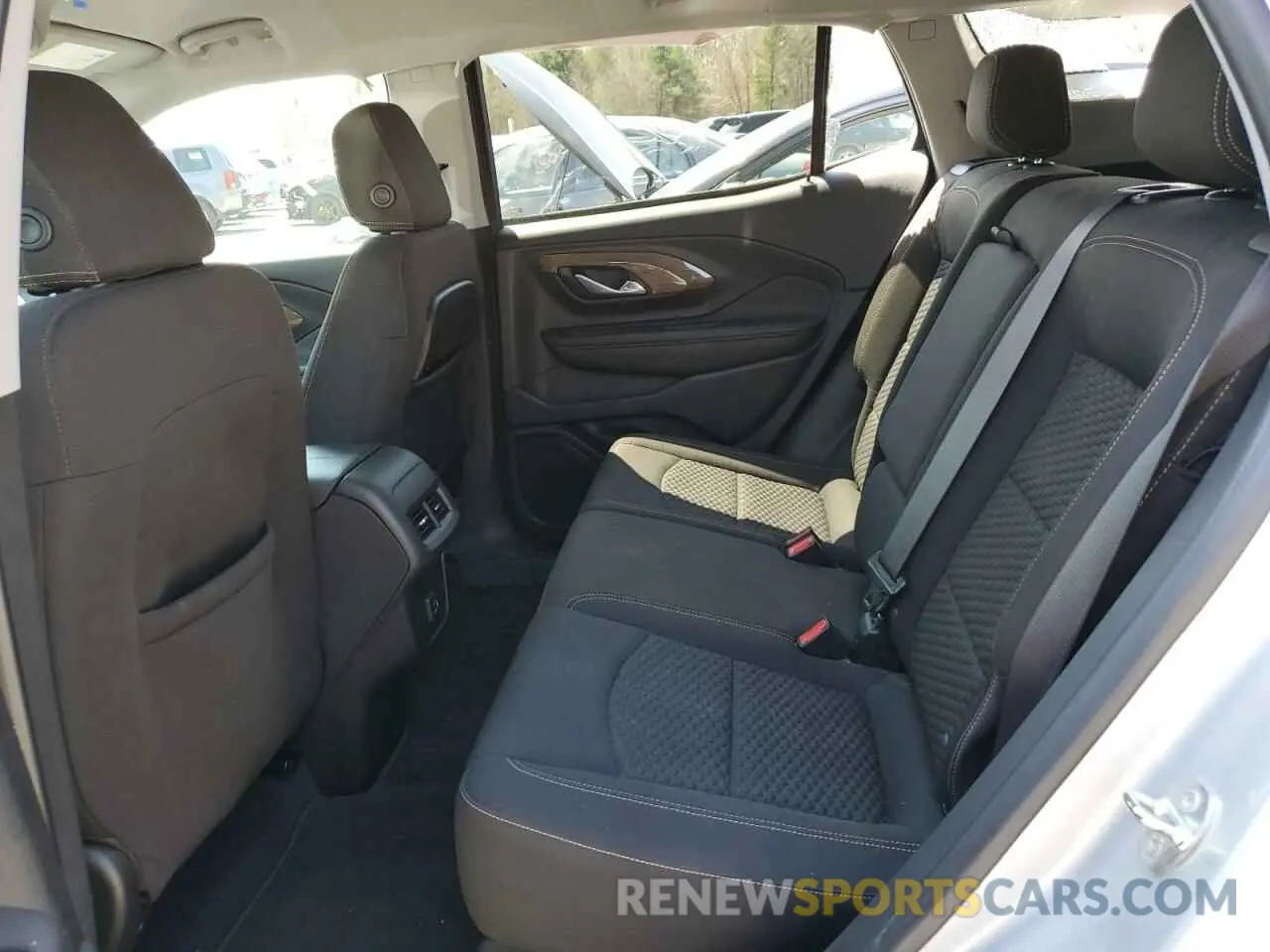 11 Фотография поврежденного автомобиля 3GKALMEV6ML382992 GMC TERRAIN 2021