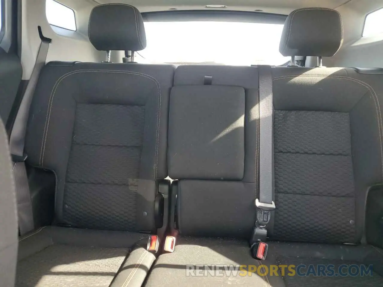 10 Photograph of a damaged car 3GKALMEV6ML402836 GMC TERRAIN 2021
