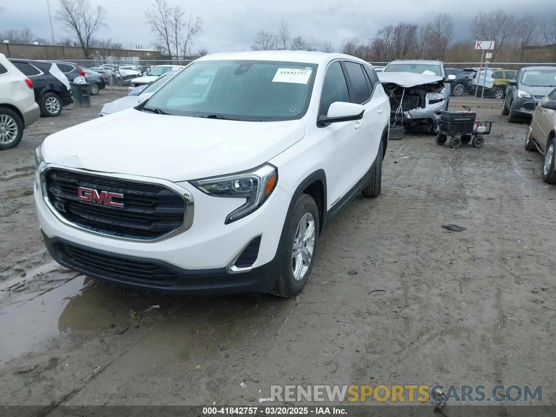 2 Photograph of a damaged car 3GKALMEV7ML337964 GMC TERRAIN 2021