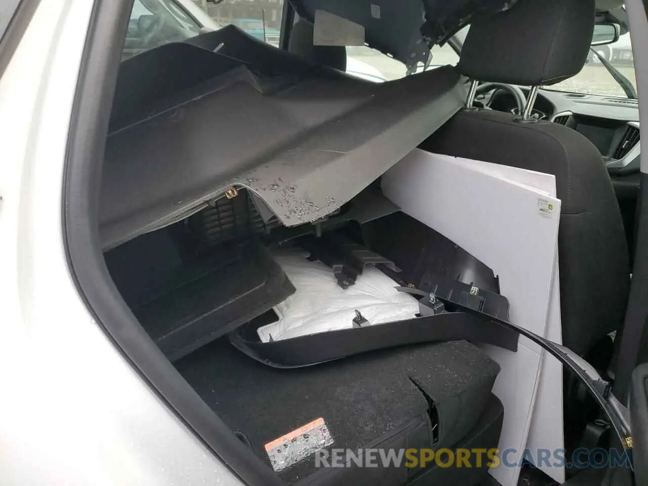 11 Photograph of a damaged car 3GKALMEV7ML347782 GMC TERRAIN 2021