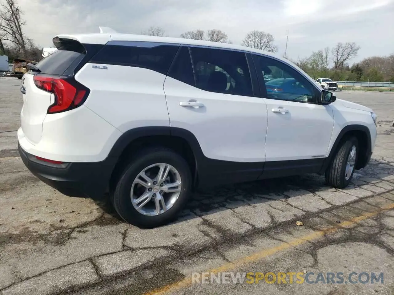 3 Фотография поврежденного автомобиля 3GKALMEV7ML401016 GMC TERRAIN 2021
