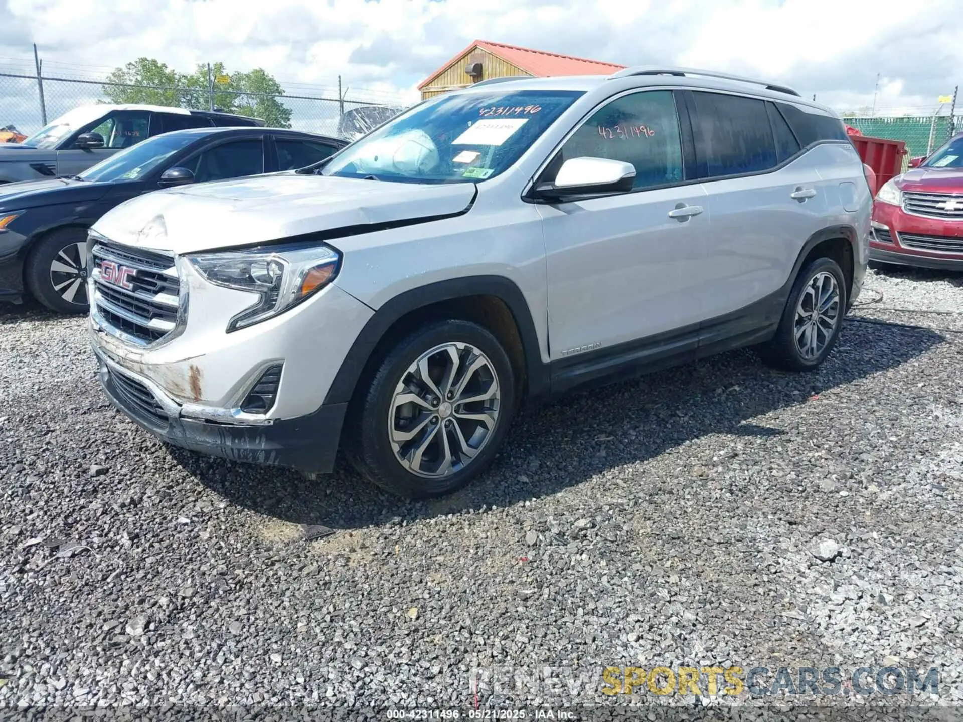2 Photograph of a damaged car 3GKALPEV5ML317536 GMC TERRAIN 2021