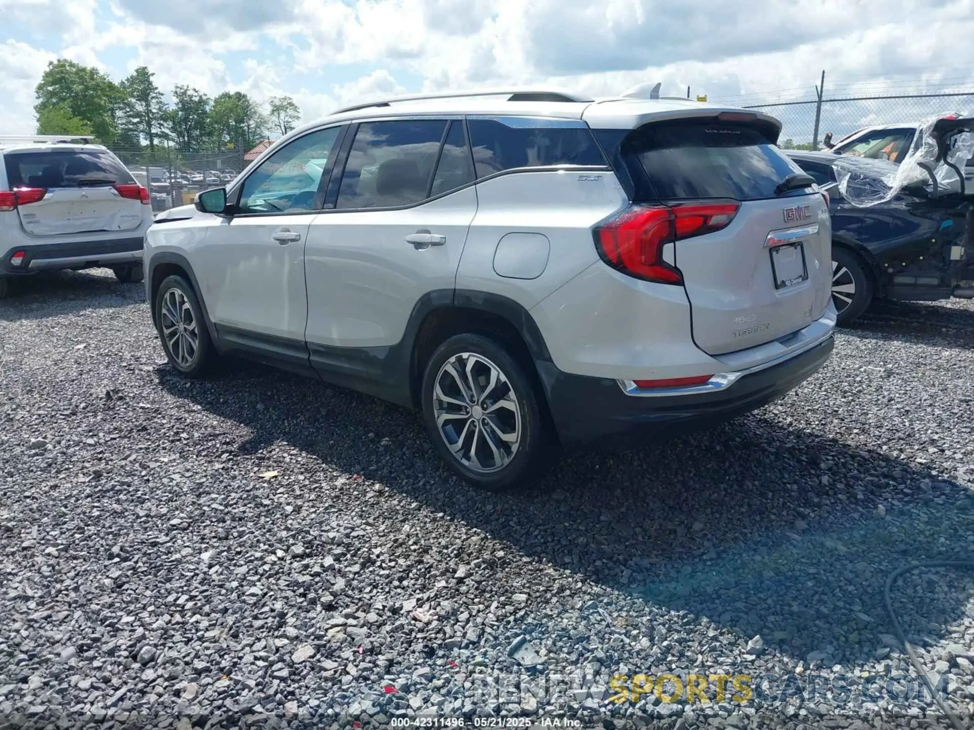 3 Photograph of a damaged car 3GKALPEV5ML317536 GMC TERRAIN 2021