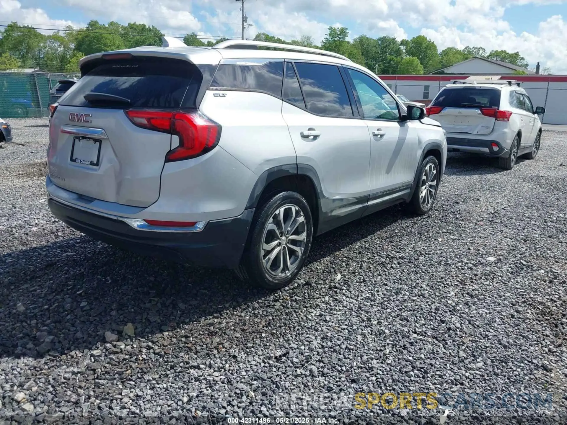 4 Photograph of a damaged car 3GKALPEV5ML317536 GMC TERRAIN 2021