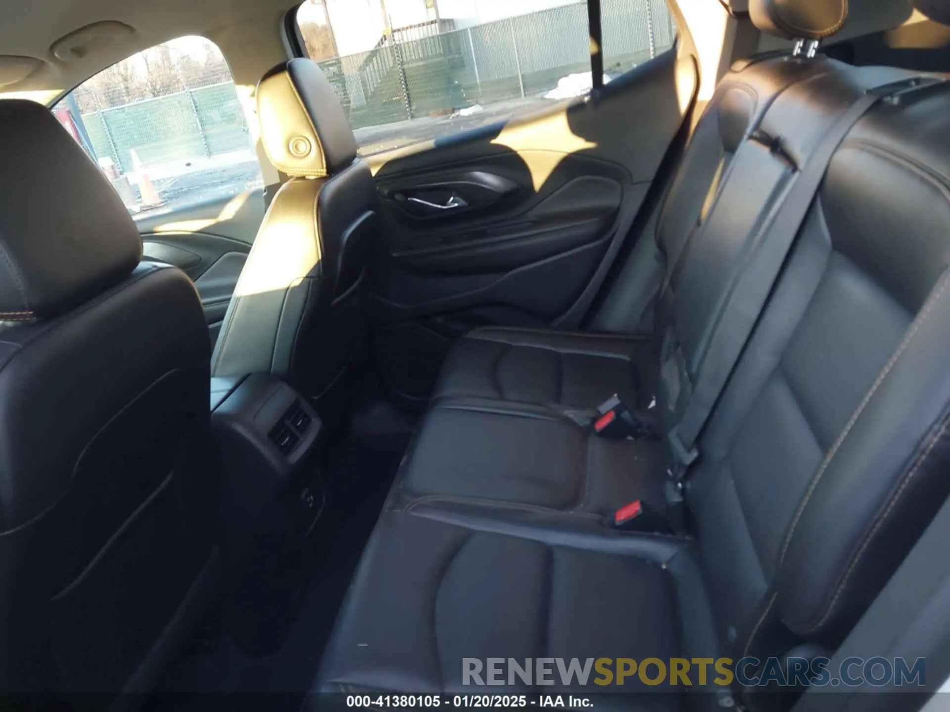 8 Фотография поврежденного автомобиля 3GKALPEV5ML325040 GMC TERRAIN 2021