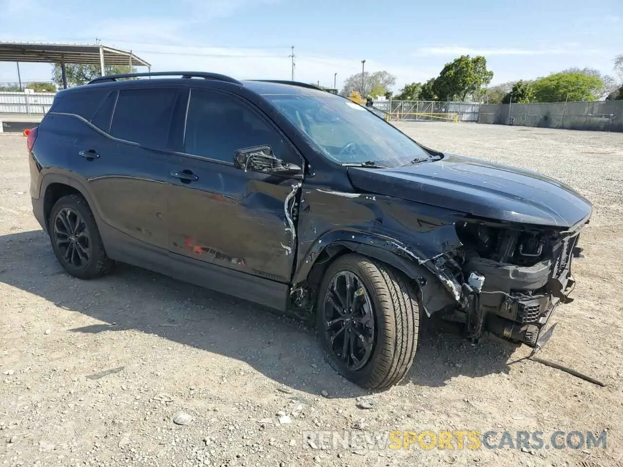 4 Photograph of a damaged car 3GKALPEV6ML345118 GMC TERRAIN 2021