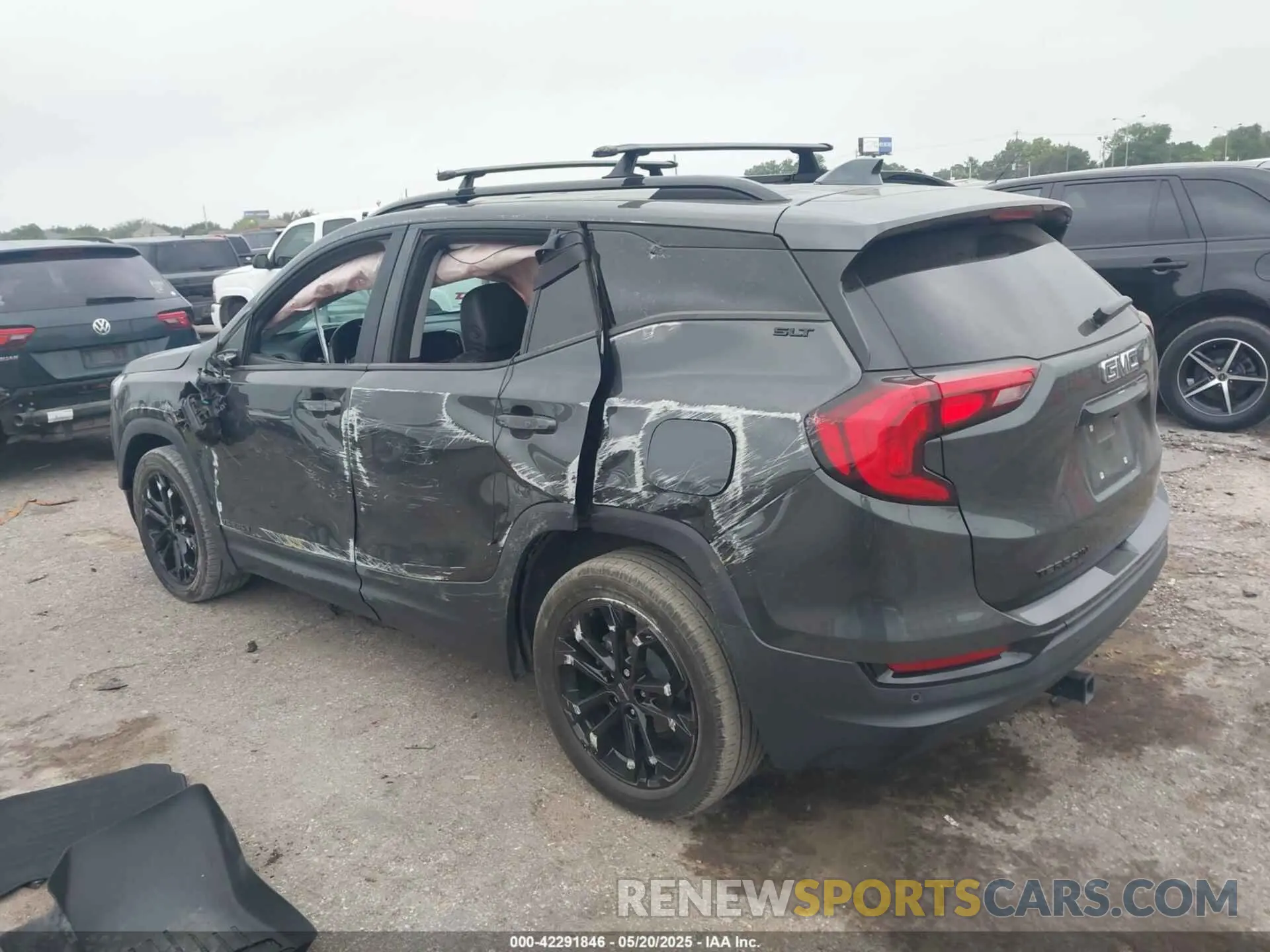 3 Фотография поврежденного автомобиля 3GKALPEV6ML368060 GMC TERRAIN 2021