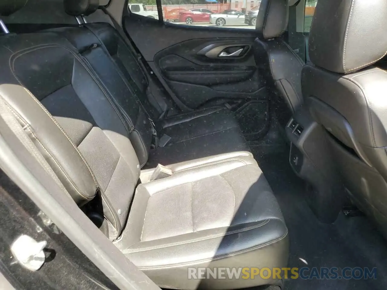 11 Photograph of a damaged car 3GKALPEV7ML325976 GMC TERRAIN 2021