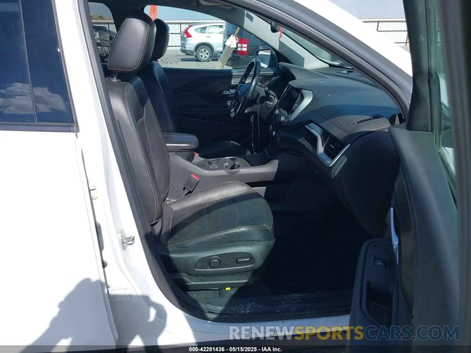 5 Photograph of a damaged car 3GKALPEV7ML391587 GMC TERRAIN 2021