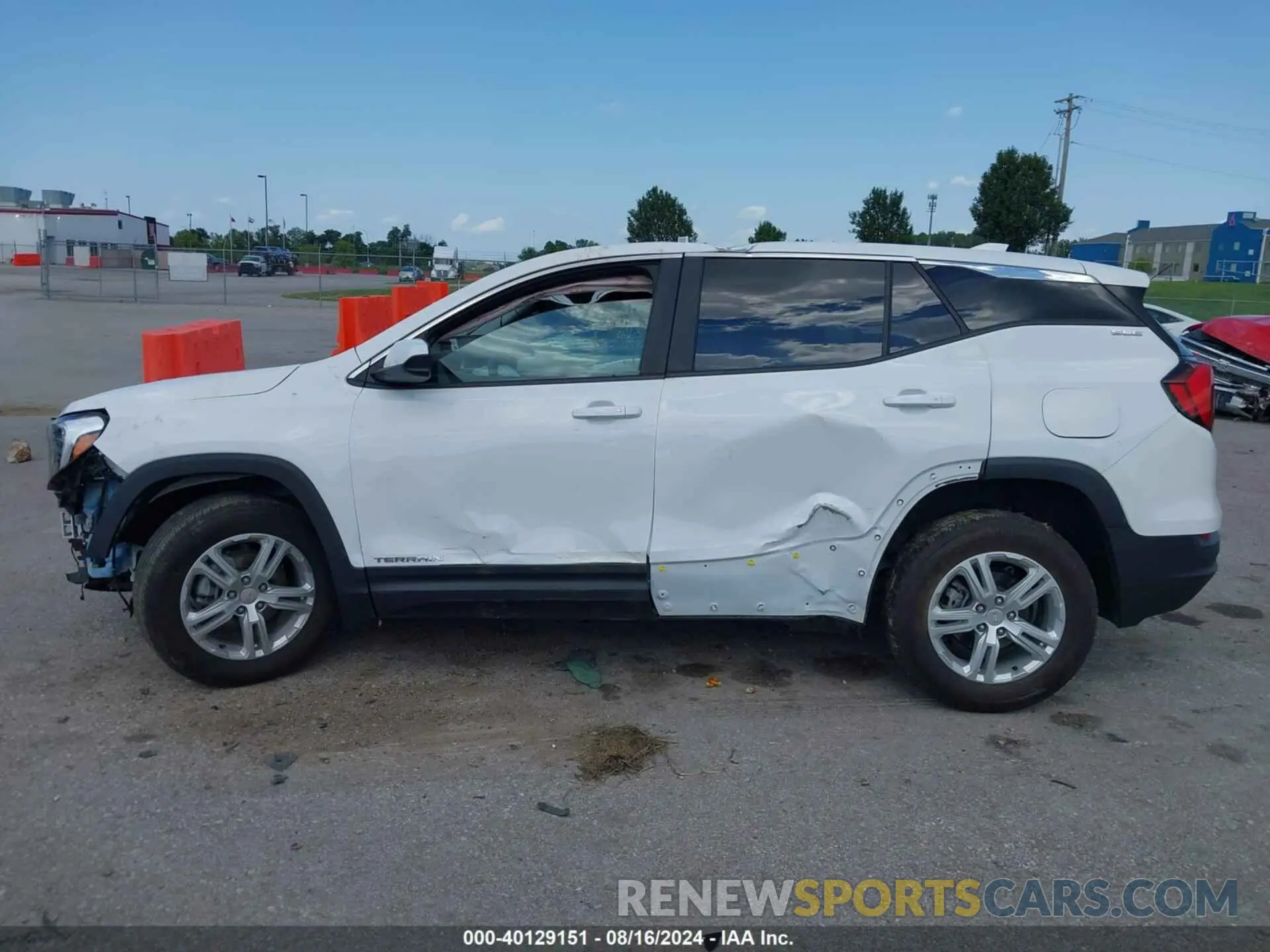 15 Photograph of a damaged car 3GKALTEV6ML374255 GMC TERRAIN 2021