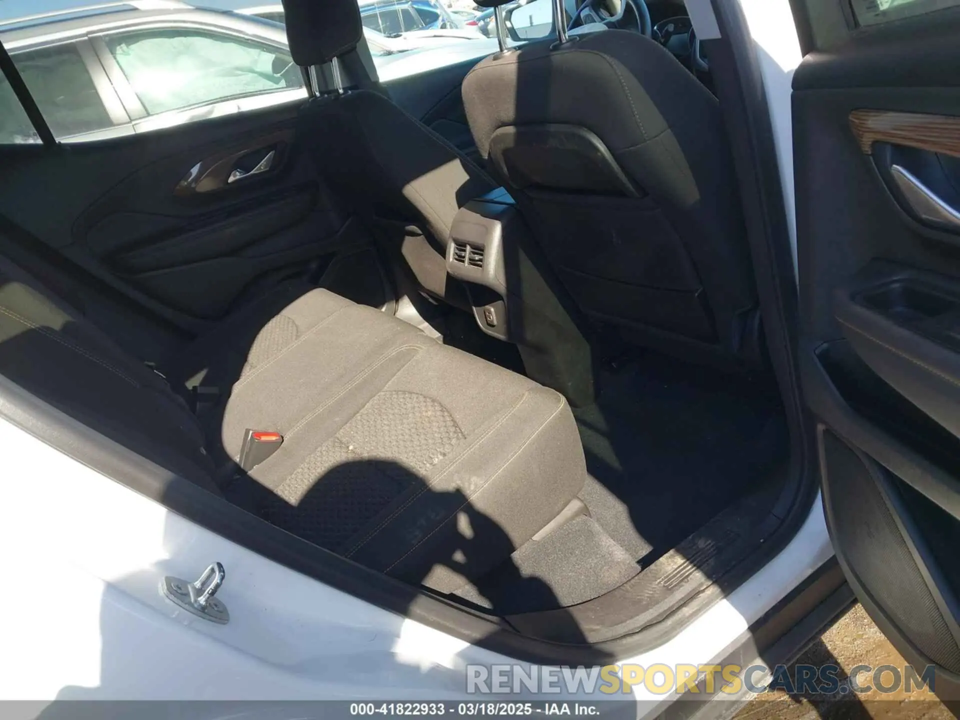 8 Photograph of a damaged car 3GKALTEV9ML383306 GMC TERRAIN 2021