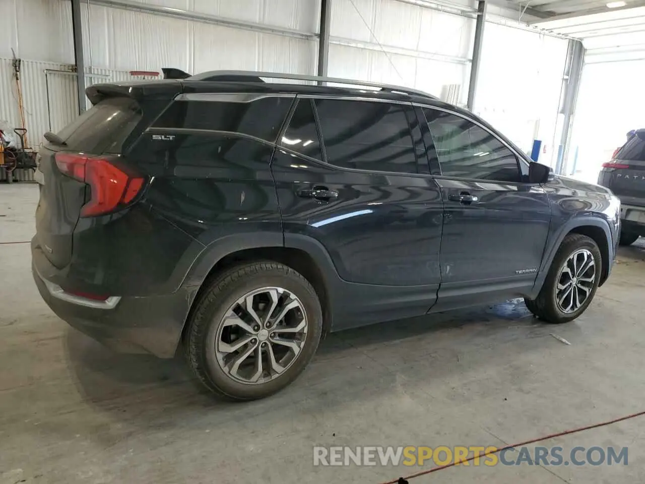3 Фотография поврежденного автомобиля 3GKALVEV3ML382907 GMC TERRAIN 2021