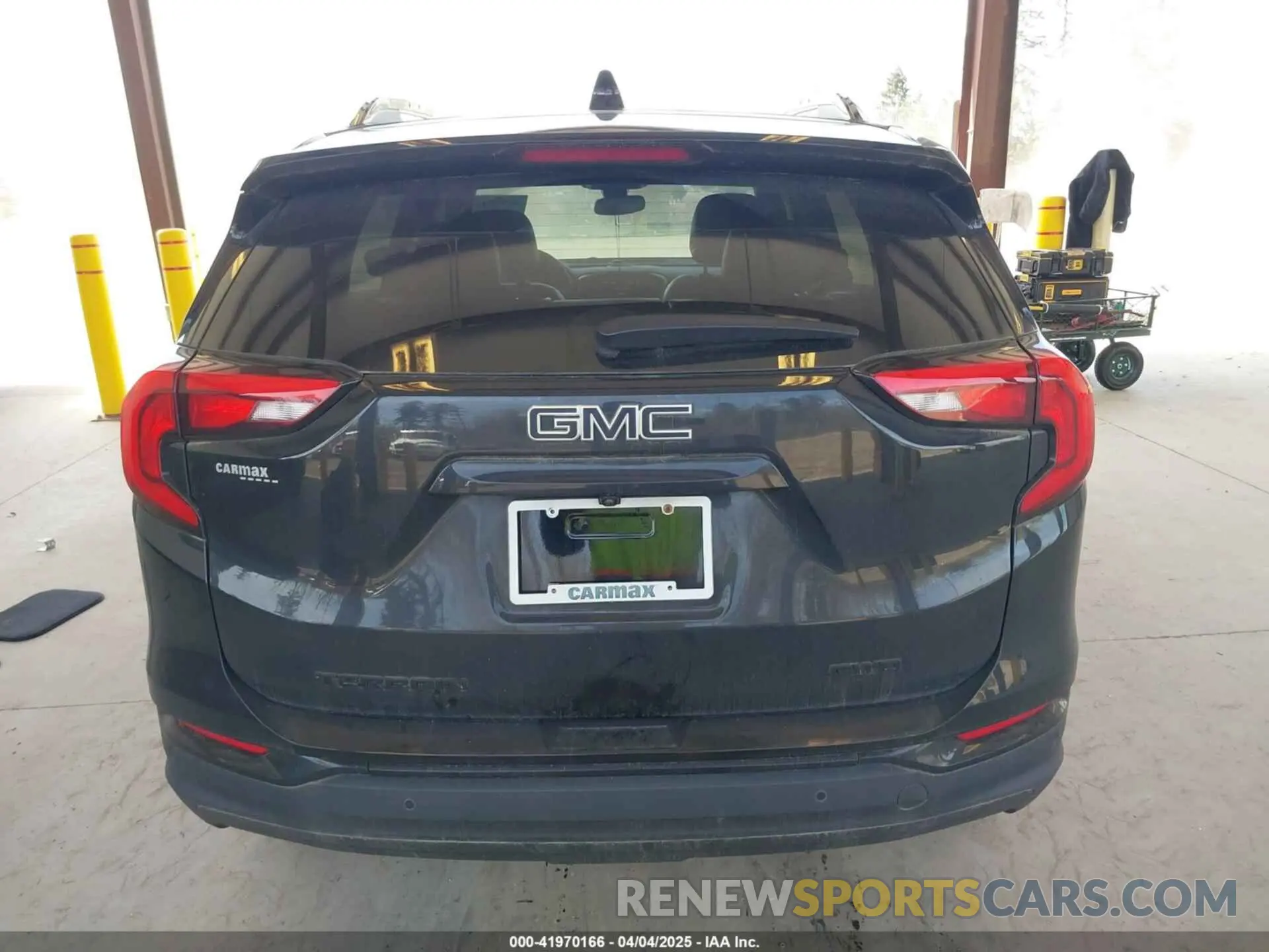 16 Photograph of a damaged car 3GKALVEV4ML349107 GMC TERRAIN 2021