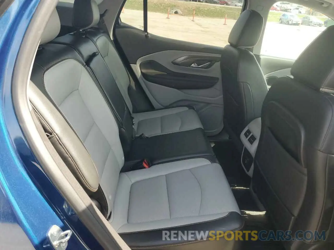 11 Photograph of a damaged car 3GKALVEV5ML305150 GMC TERRAIN 2021