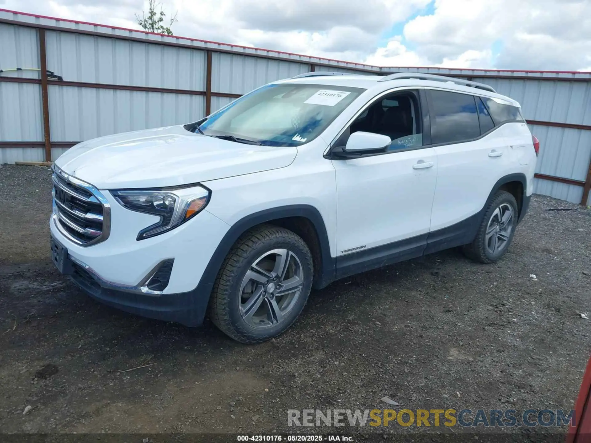 2 Photograph of a damaged car 3GKALVEV6ML391097 GMC TERRAIN 2021