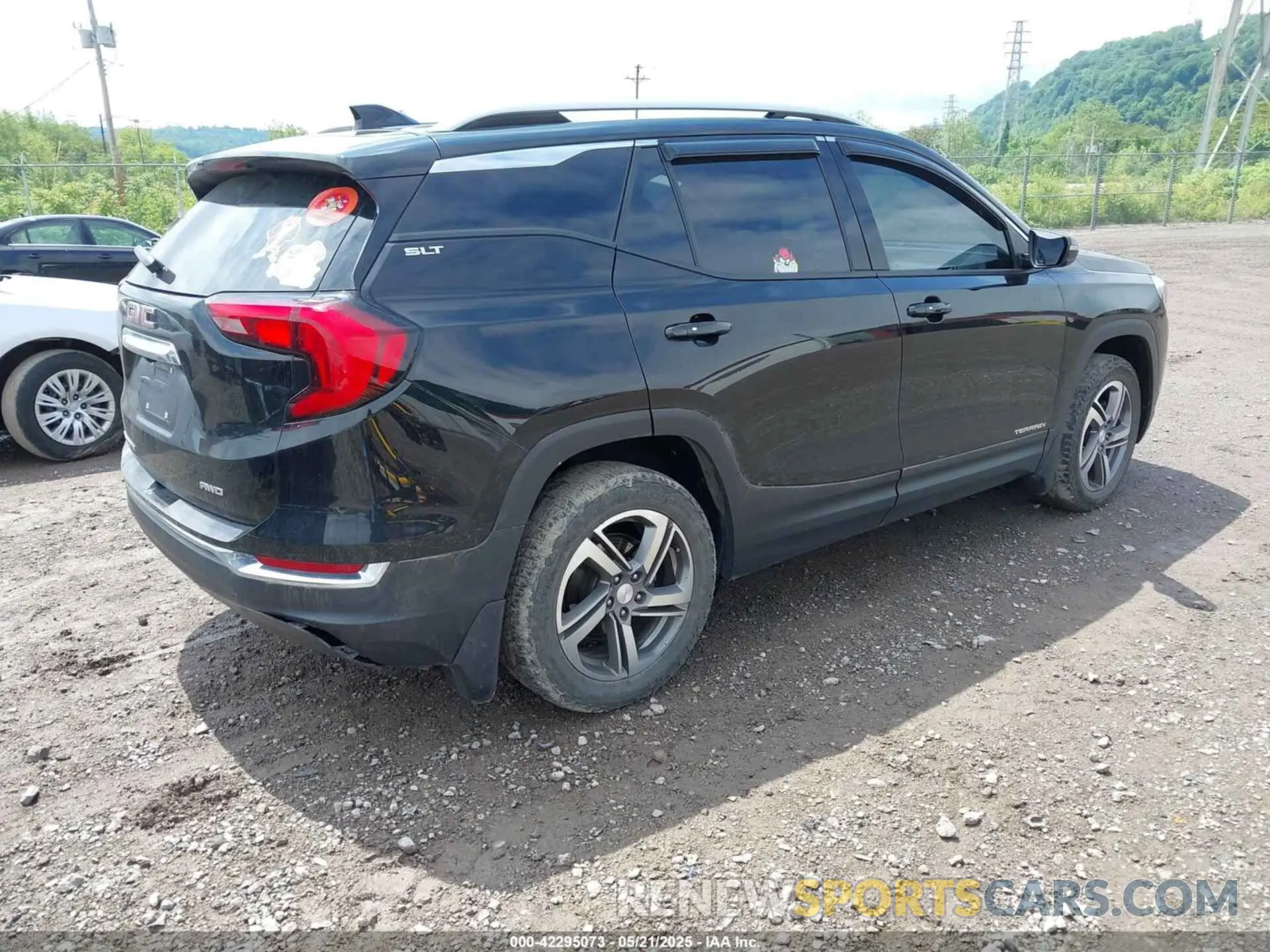 4 Photograph of a damaged car 3GKALVEV6ML399992 GMC TERRAIN 2021
