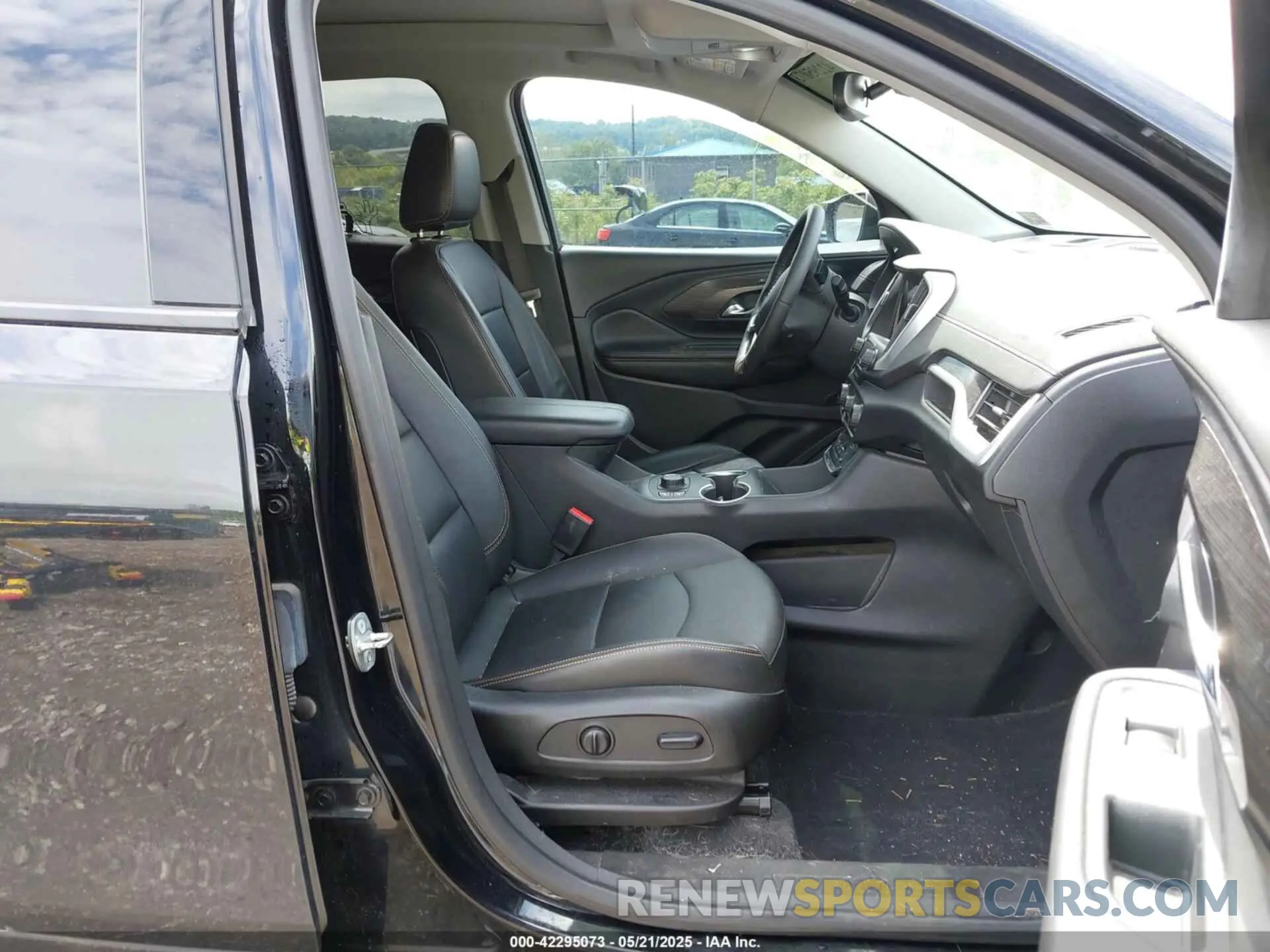 5 Photograph of a damaged car 3GKALVEV6ML399992 GMC TERRAIN 2021