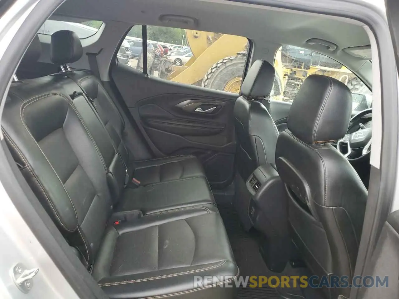11 Photograph of a damaged car 3GKALVEV7ML309670 GMC TERRAIN 2021